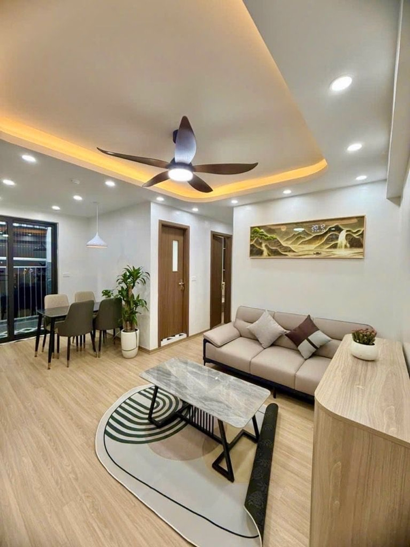Bán nhà CT1 A1 - diện tích 45m2 3 tầng - Căn hộ chung cư nhỏ xinh - giá 4,8 tỷ