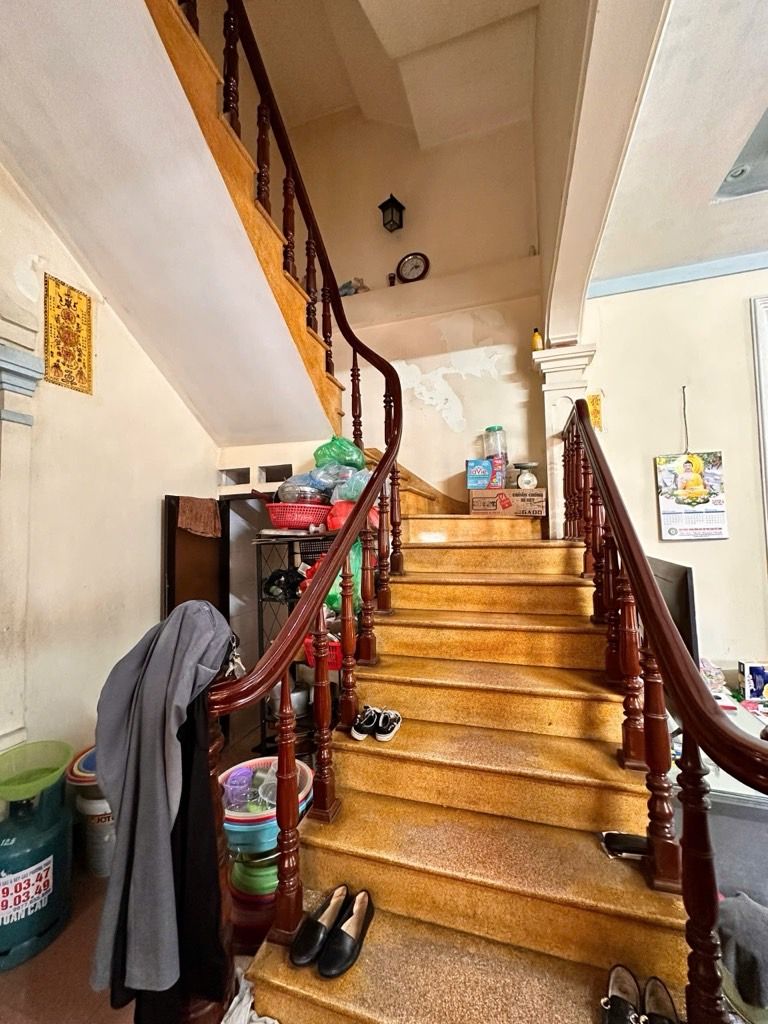 Bán nhà Hồng Hà - diện tích 50m2 5 tầng - Lô góc 2 mặt thoáng - giá 27,68 tỷ