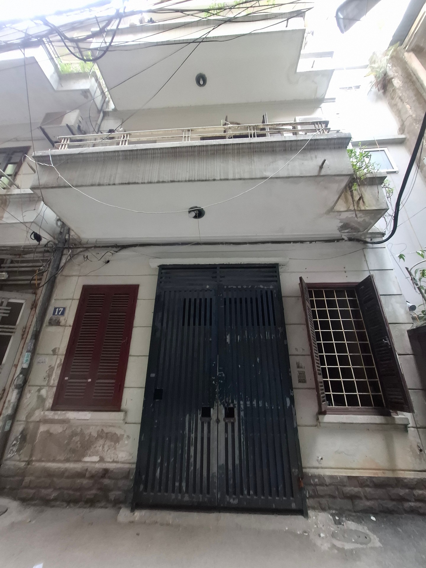 Bán nhà Nguyễn Phúc Lai - diện tích 63m2 3 tầng - ô tô vào trong nhà - giá 26,5 tỷ