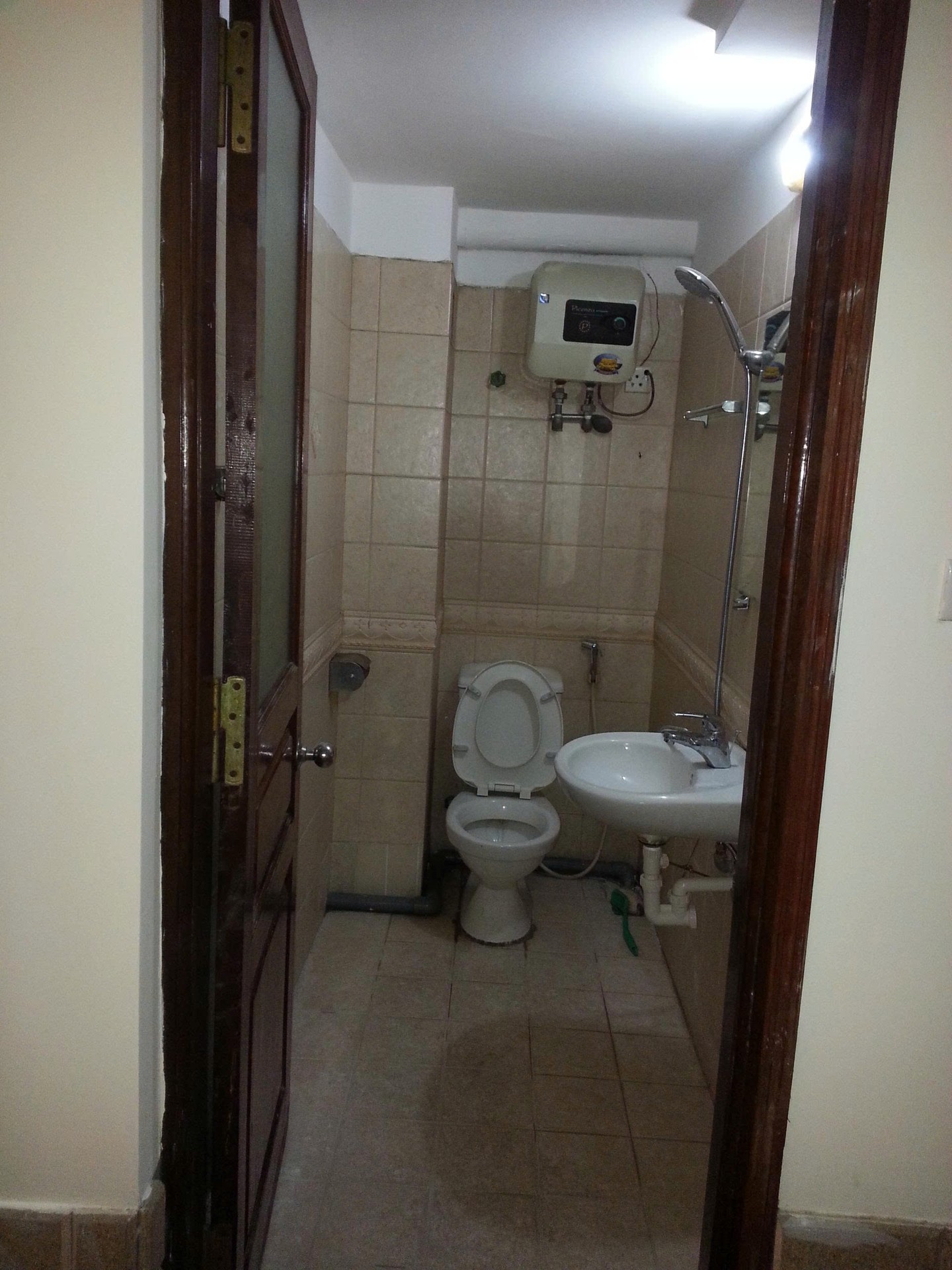 Bán nhà Nguyễn Phúc Lai - diện tích 63m2 3 tầng - ô tô vào trong nhà - giá 26,5 tỷ