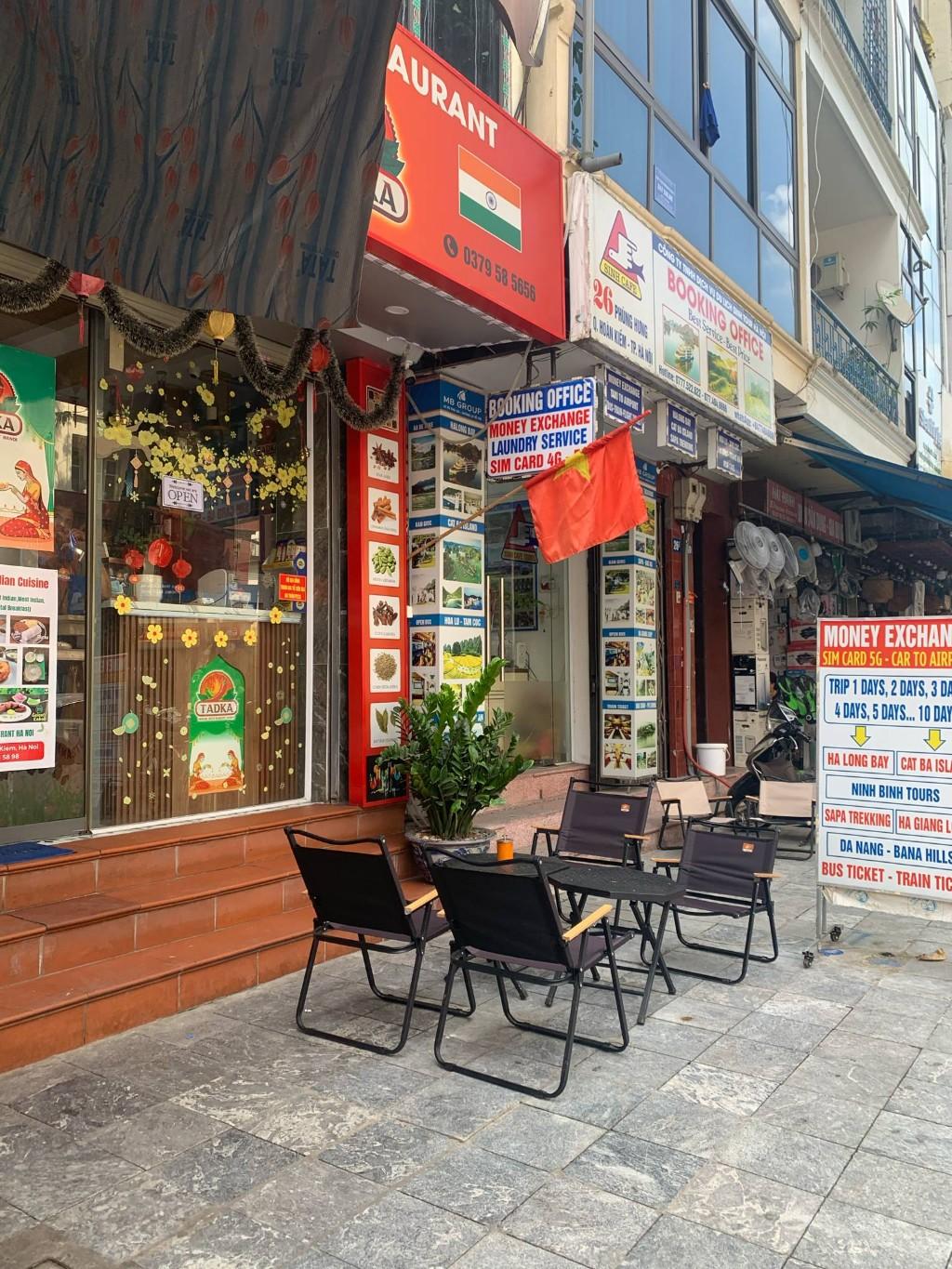 Bán nhà Phùng Hưng - diện tích 54,4m2 3 tầng - Lô góc 2 mặt thoáng - giá 33 tỷ