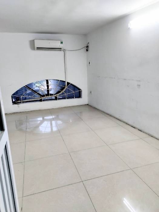 Bán nhà Minh Khai - diện tích 26m2 4 tầng - Ô tô đỗ cổng - giá 9,1 tỷ