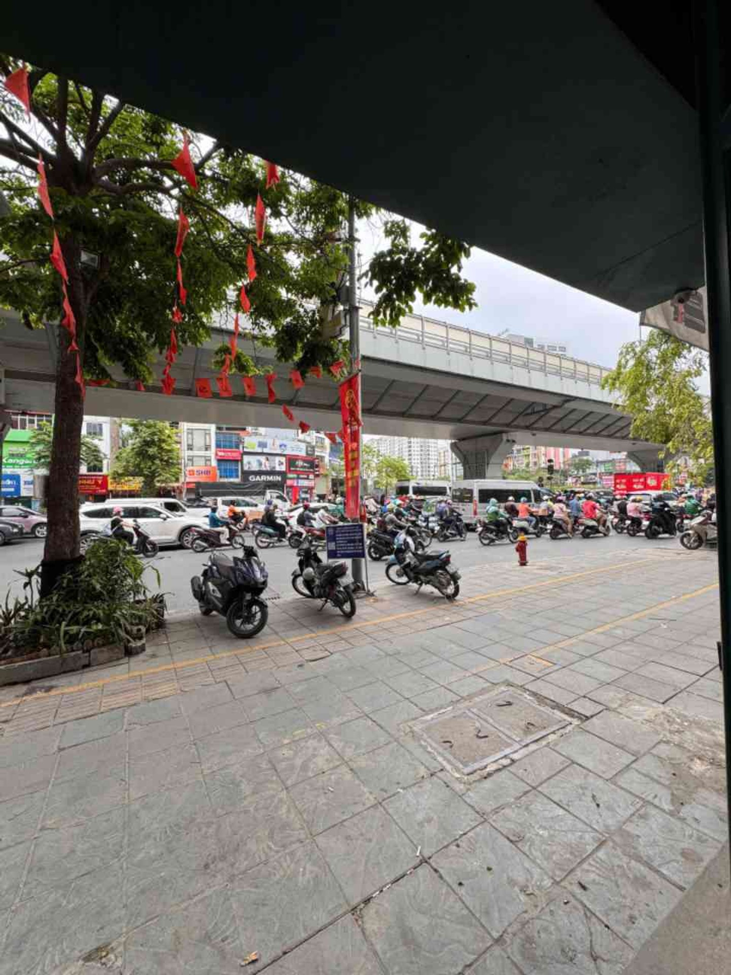 Bán nhà Minh Khai - diện tích 75m2 3 tầng - Mặt phố kinh doanh đỉnh - giá 39,5 tỷ