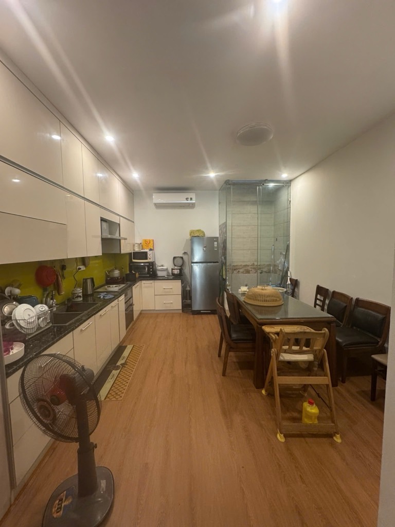 Bán nhà Lạc Trung - diện tích 66,4m2 4 tầng - Phân lô 2 ô tô dừng đỗ - giá 25 tỷ