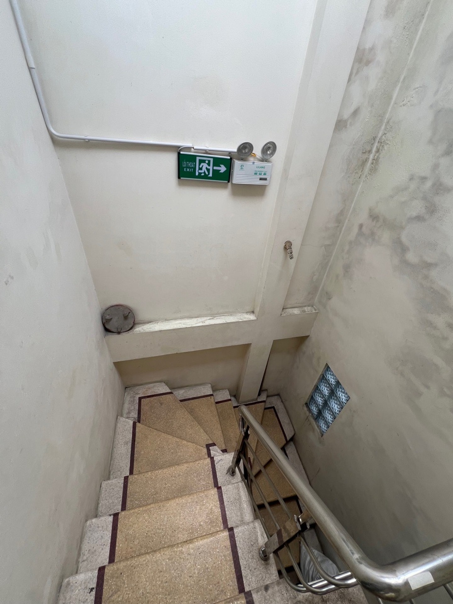 Bán nhà Nguyễn Cao - diện tích 55m2 5 tầng - Ô tô đỗ cửa - giá 19,8 tỷ