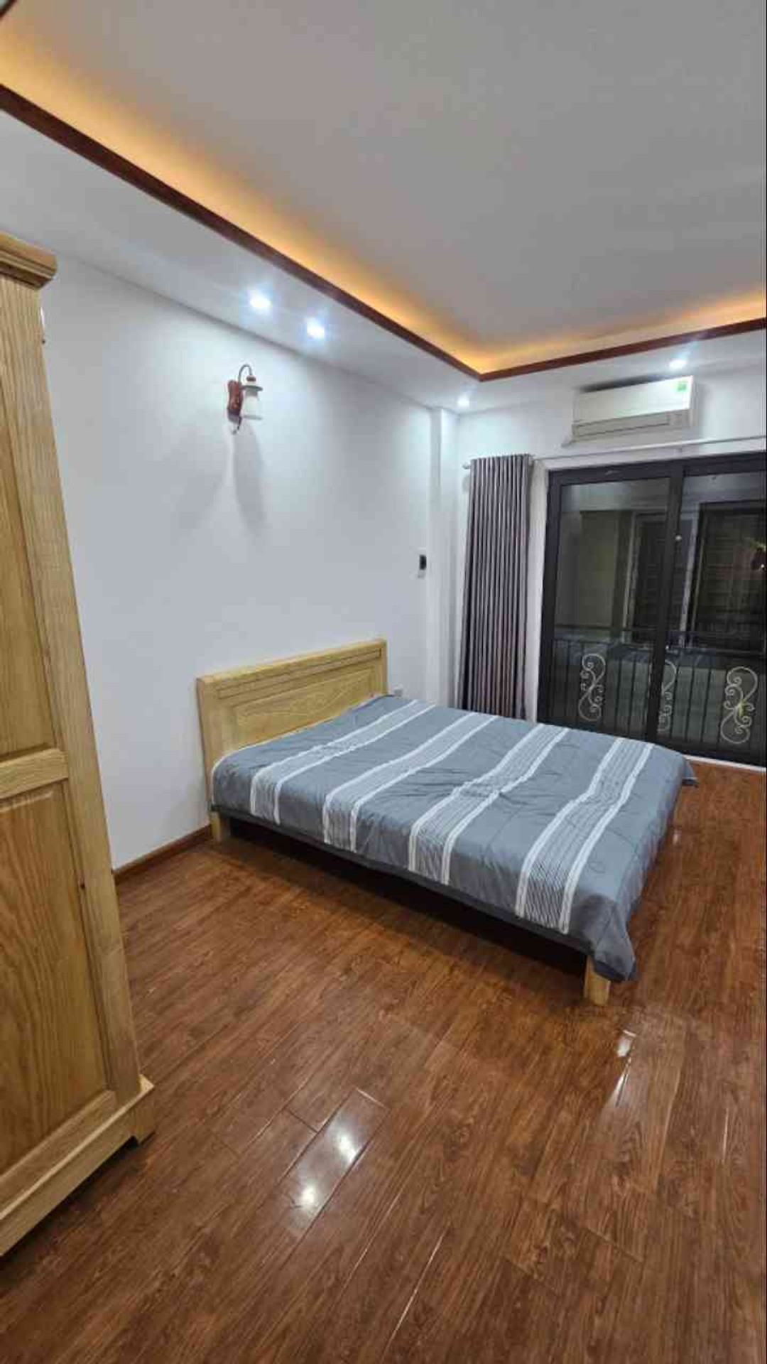 Bán nhà Lĩnh Nam - diện tích 35m2 4 tầng - ô tô tránh - giá 6,69 tỷ