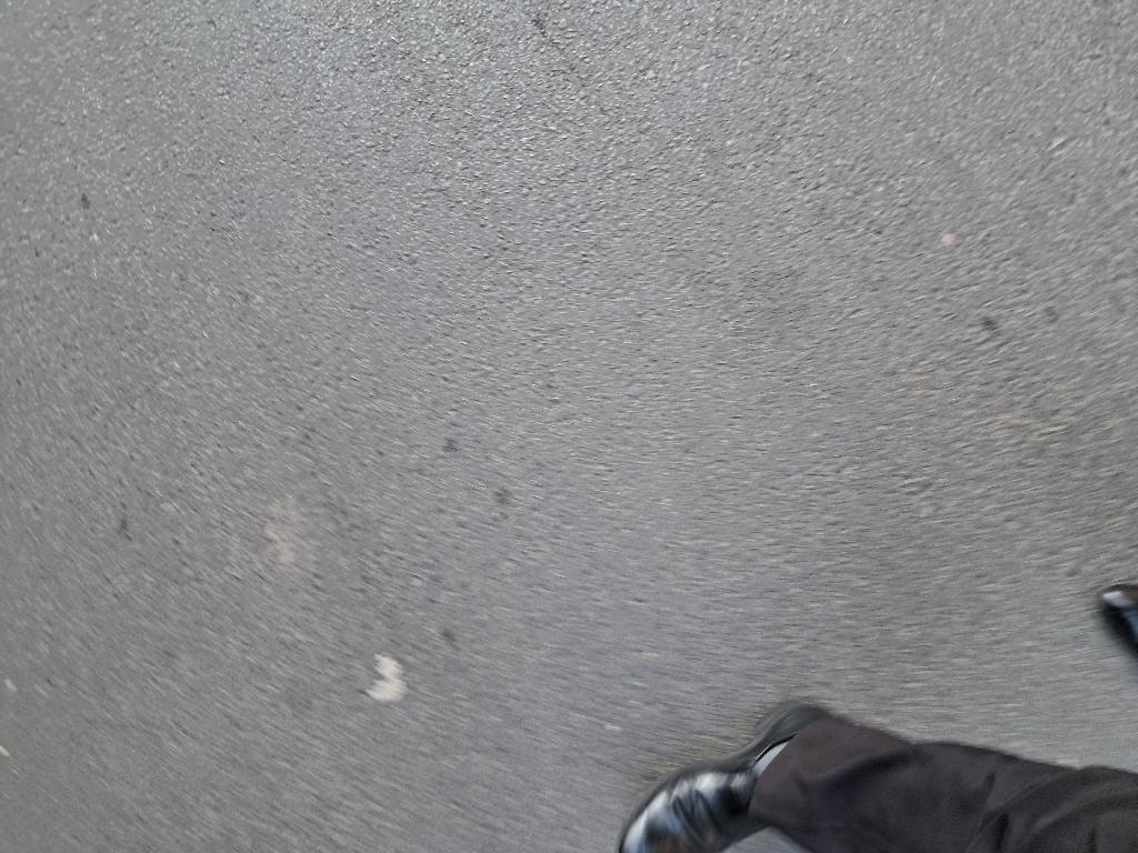 Bán nhà Hàm Tử Quan - diện tích 74m2 4 tầng - MẶT PHỐ VỈA HÈ KINH DOANH SẦM UẤT - giá 25 tỷ