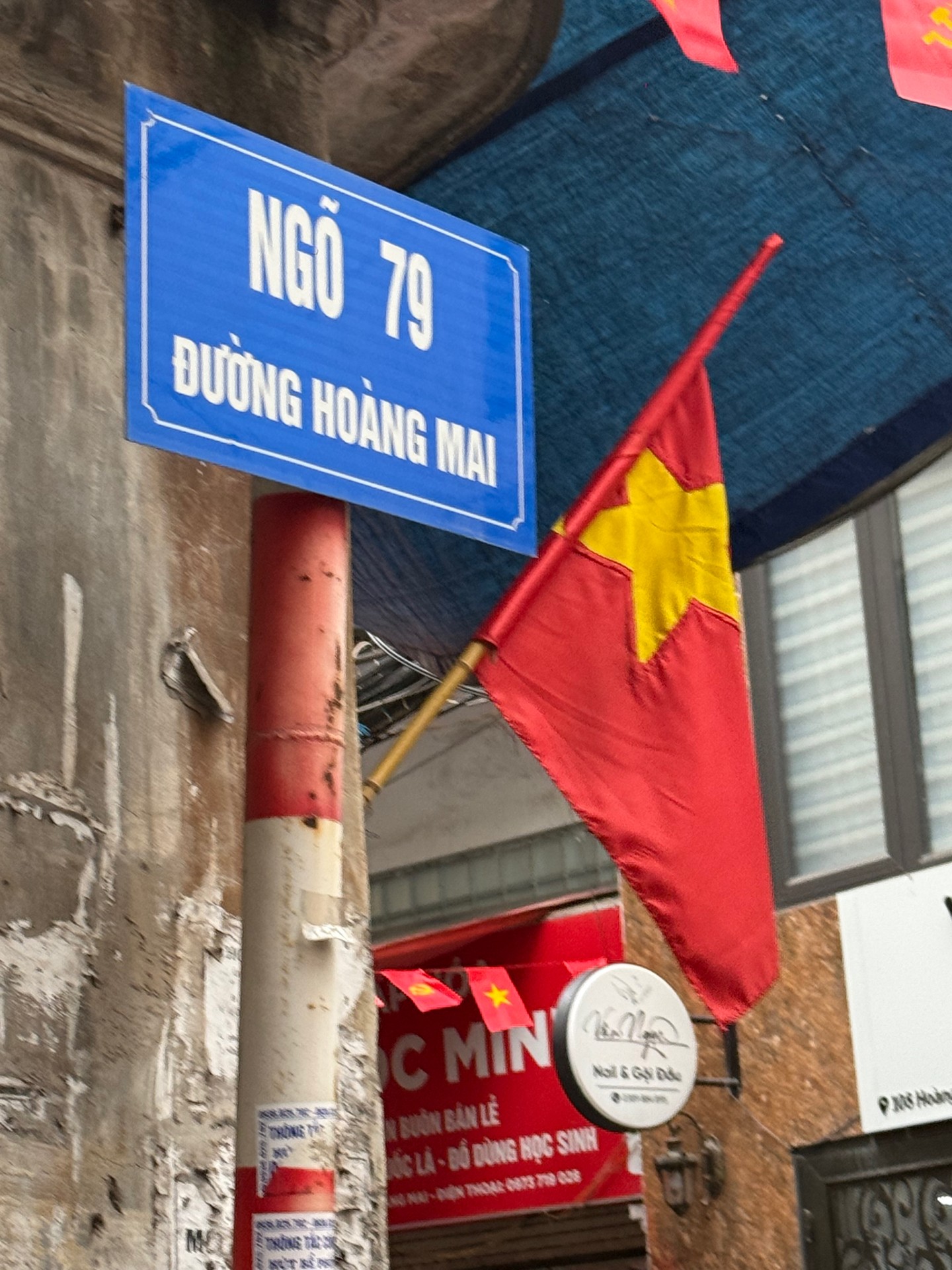 Bán nhà Hoàng Mai - diện tích 84m2 3 tầng - Ngõ đẹp, nhà xác định bán đất tặng nhà - giá 17 tỷ
