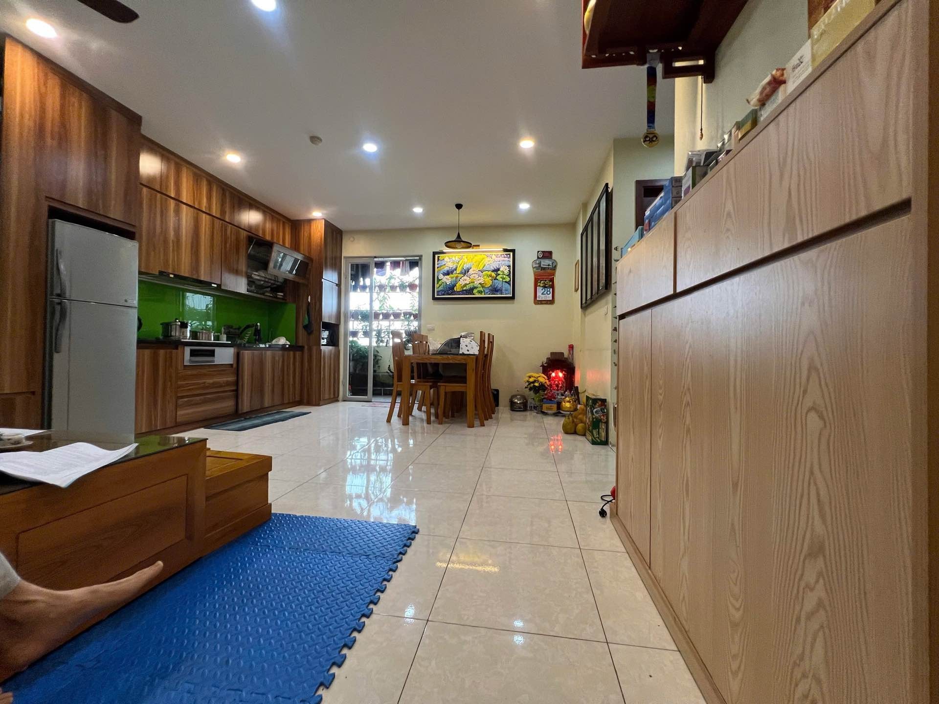 Bán nhà Ngọc Hồi - diện tích 65m2 1 tầng - Lô góc, 2 ngủ - giá 4,4 tỷ