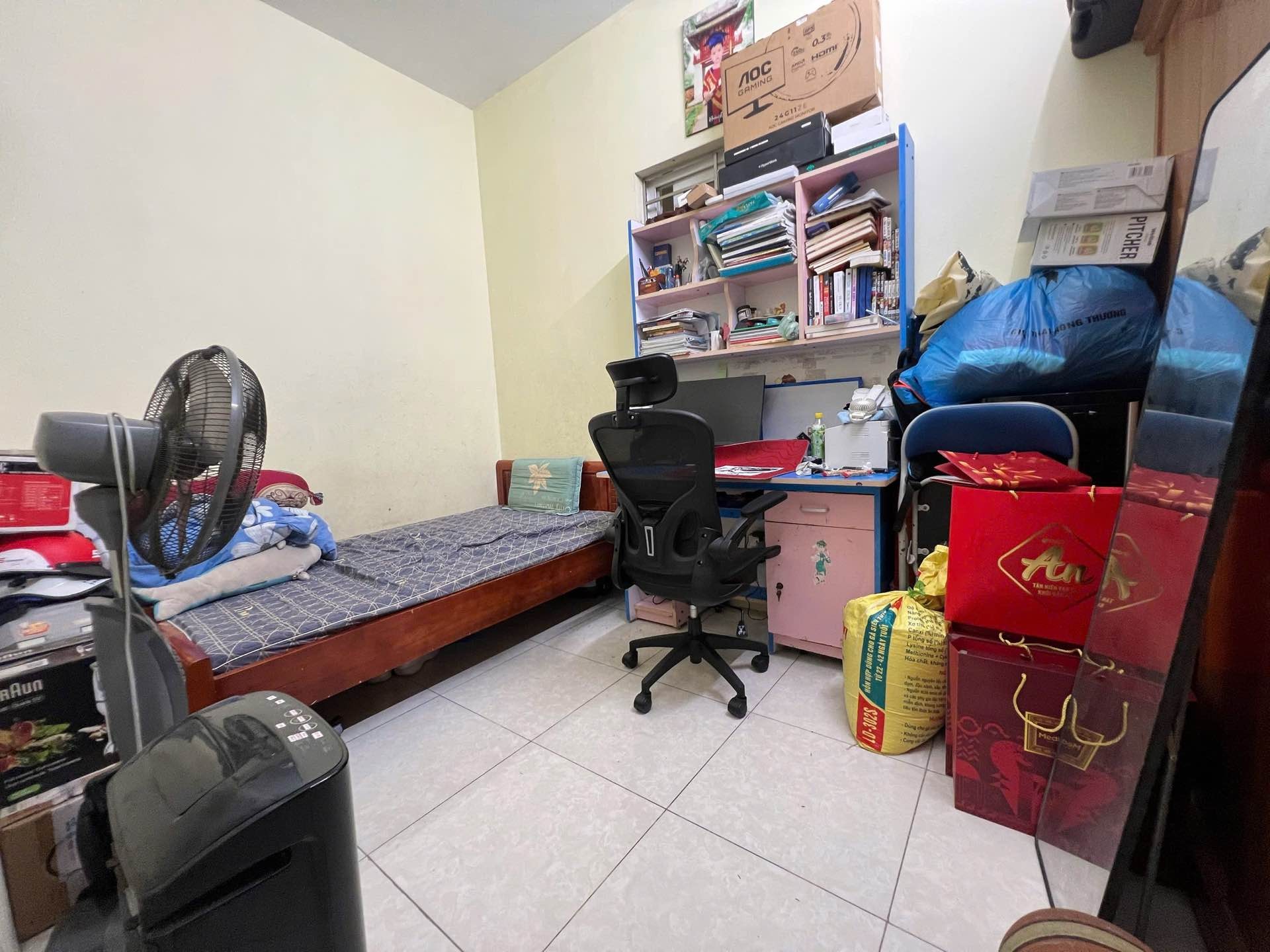Bán nhà Ngọc Hồi - diện tích 65m2 1 tầng - Lô góc, 2 ngủ - giá 4,4 tỷ