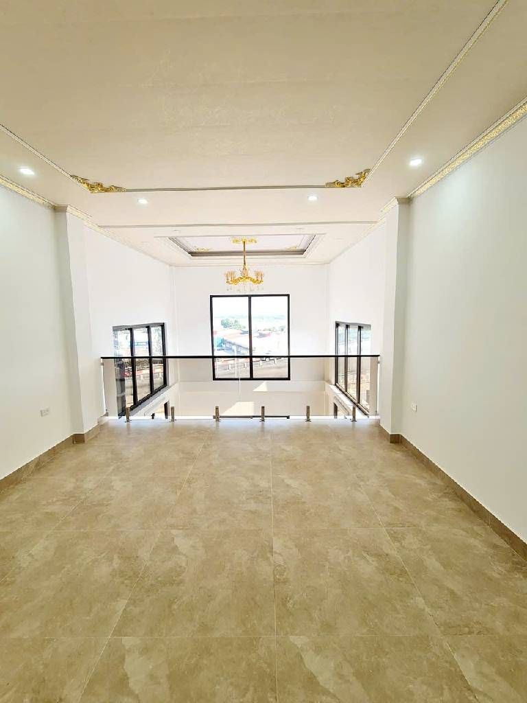 Bán nhà Nguyễn Văn Viên - diện tích 60m2 7 tầng - Lô góc 3 thoáng - giá 25 tỷ