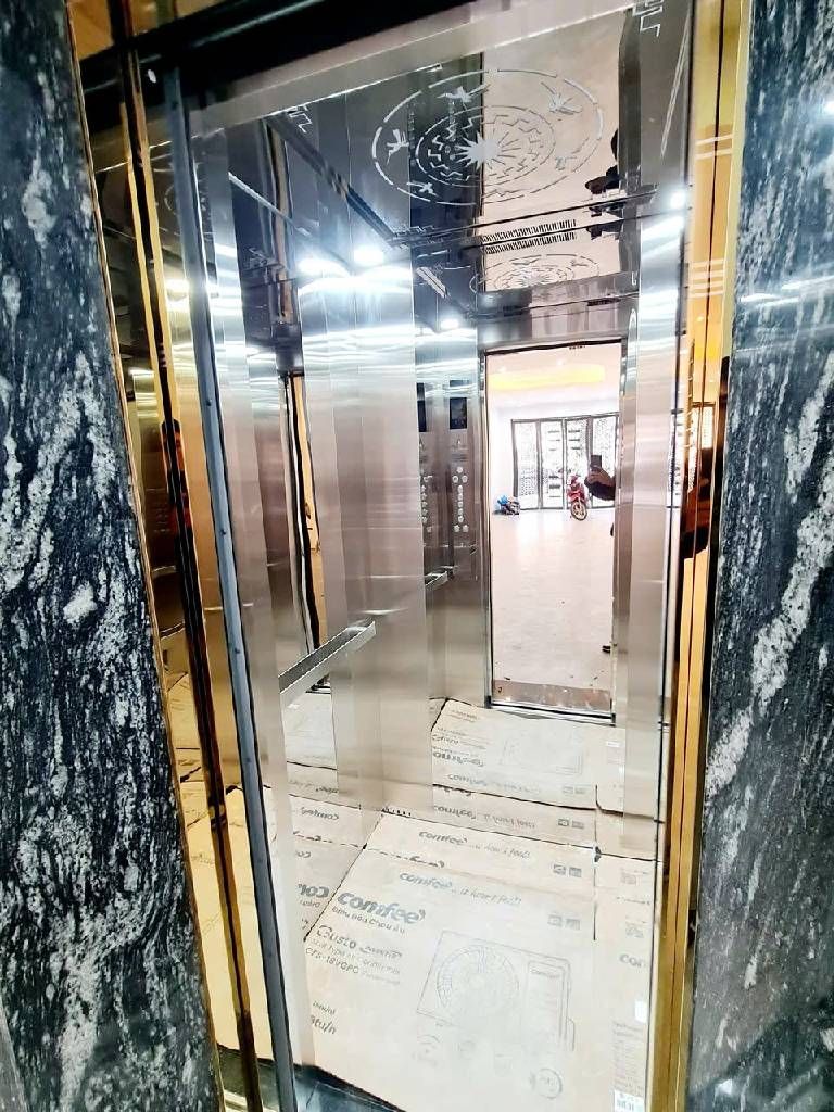 Bán nhà Nguyễn Văn Viên - diện tích 60m2 7 tầng - Lô góc 3 thoáng - giá 25 tỷ