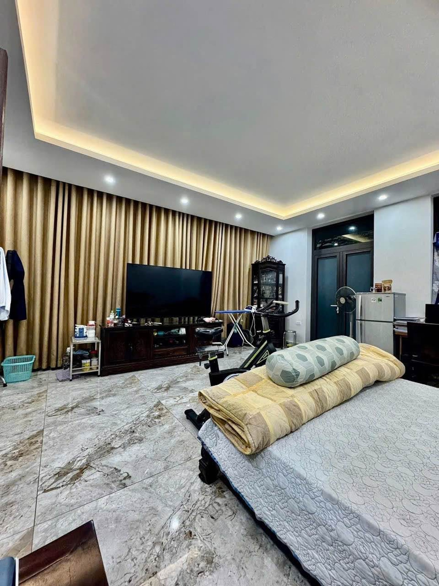 Bán nhà Định Công - diện tích 83.2m2 5 tầng - Lô góc 2 mặt thoáng - giá 40 tỷ