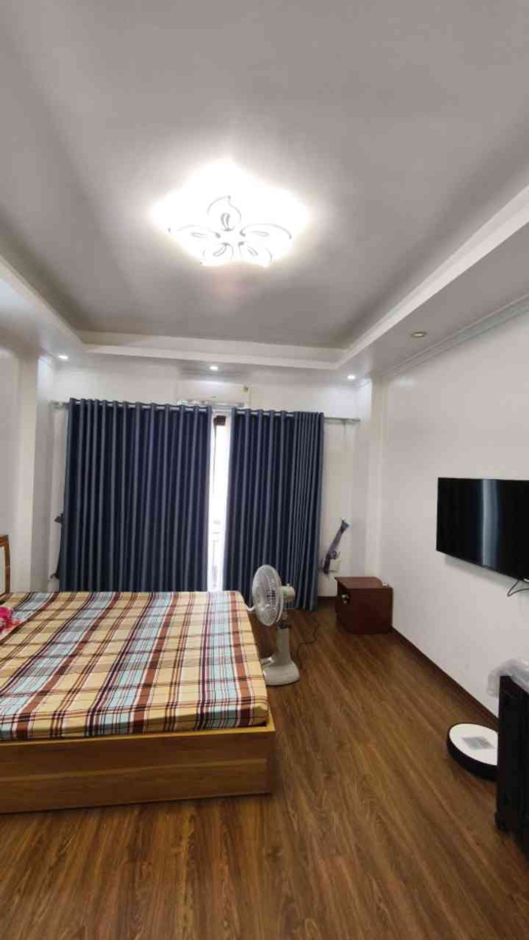 Bán nhà Sở Thượng - diện tích 31m2 5 tầng - Mặt ngõ - giá 8,9 tỷ