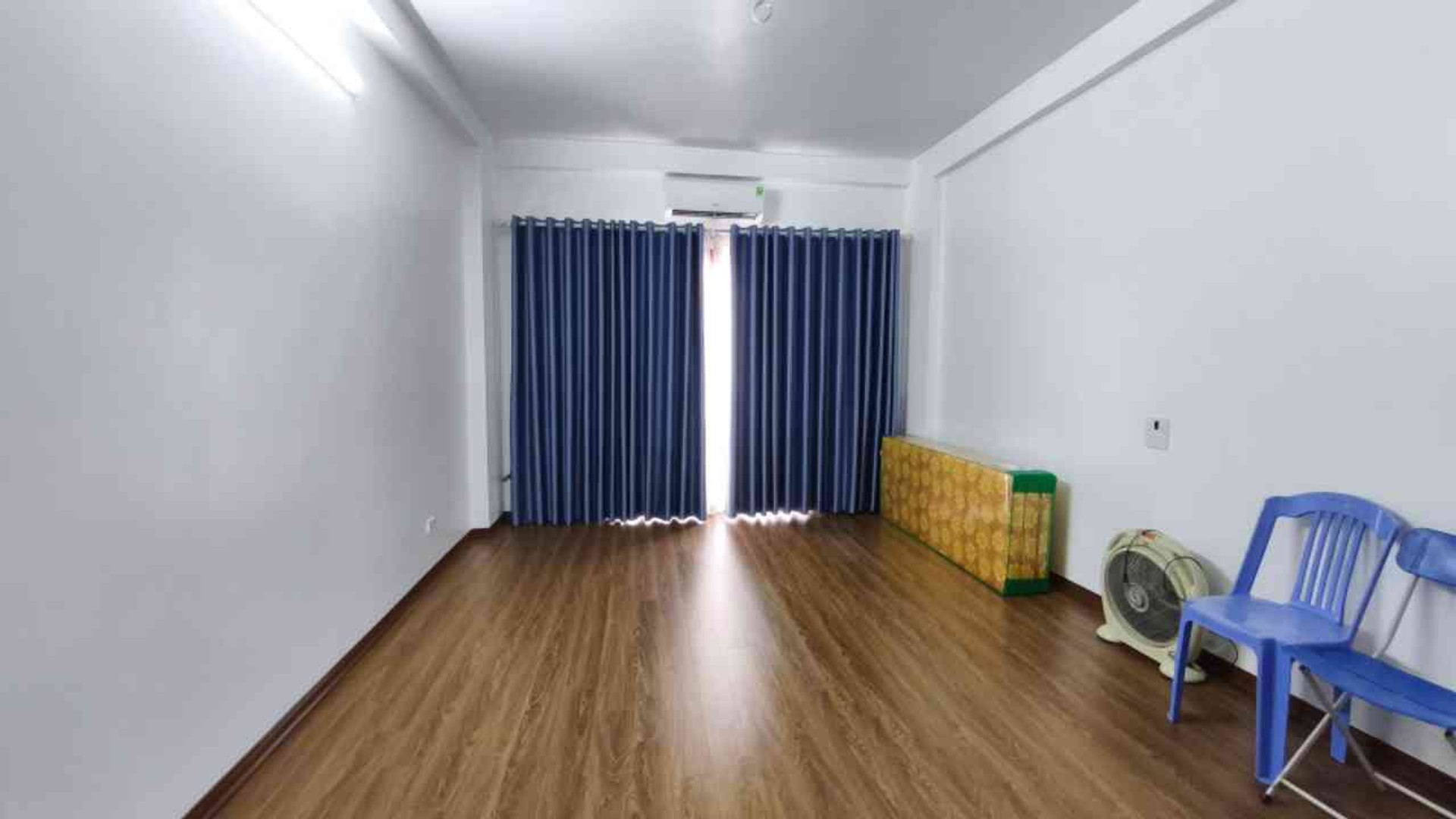 Bán nhà Sở Thượng - diện tích 31m2 5 tầng - Mặt ngõ - giá 8,9 tỷ