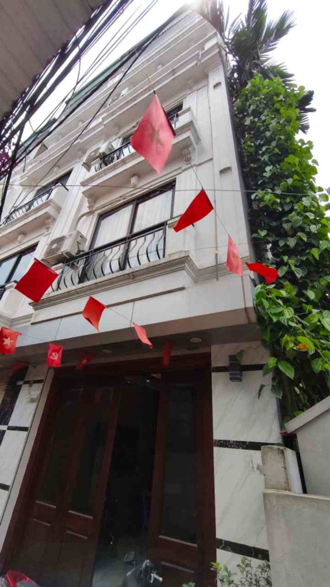Bán nhà Sở Thượng - diện tích 31m2 5 tầng - Mặt ngõ - giá 8,9 tỷ