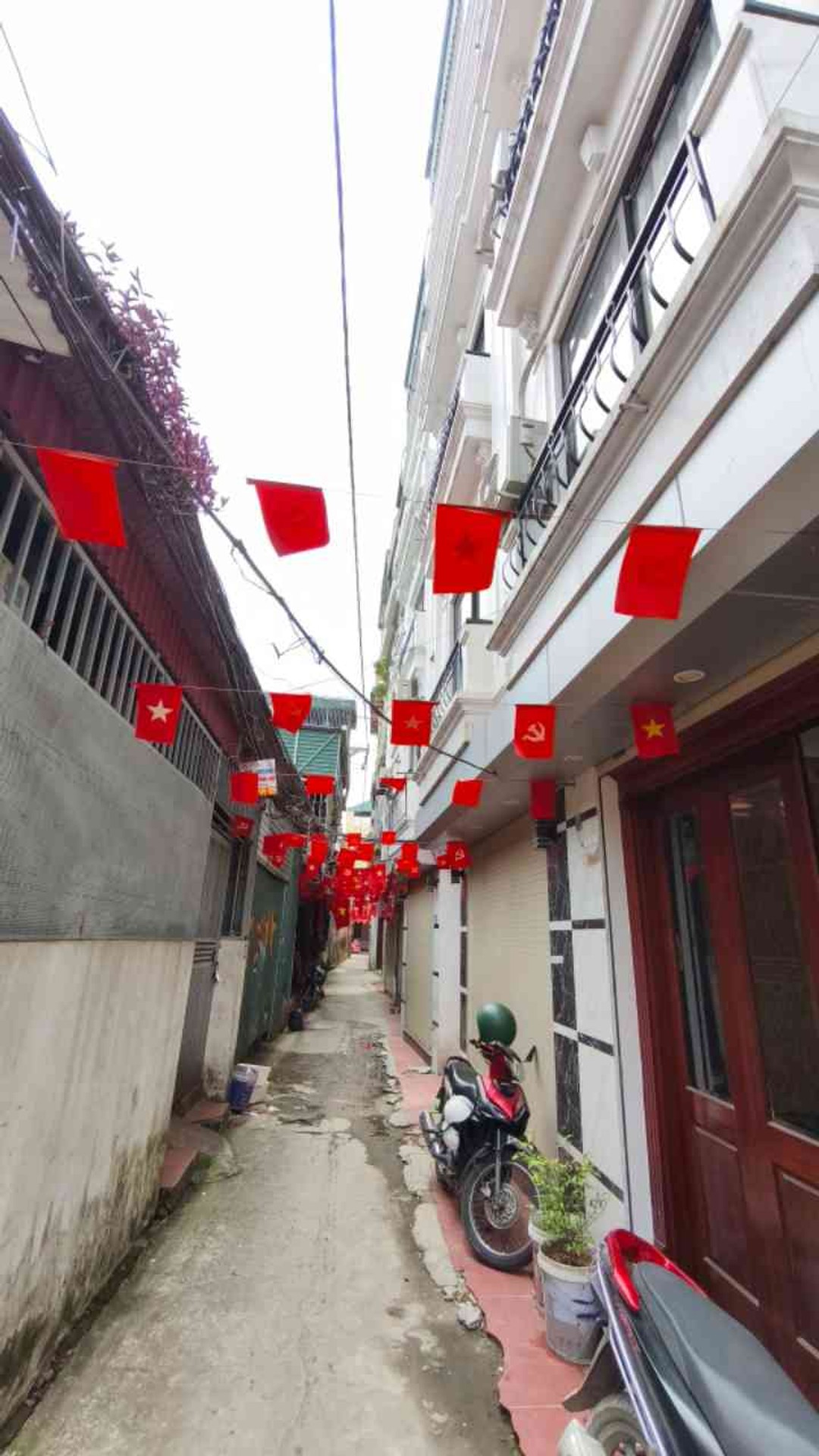 Bán nhà Sở Thượng - diện tích 31m2 5 tầng - Mặt ngõ - giá 8,9 tỷ