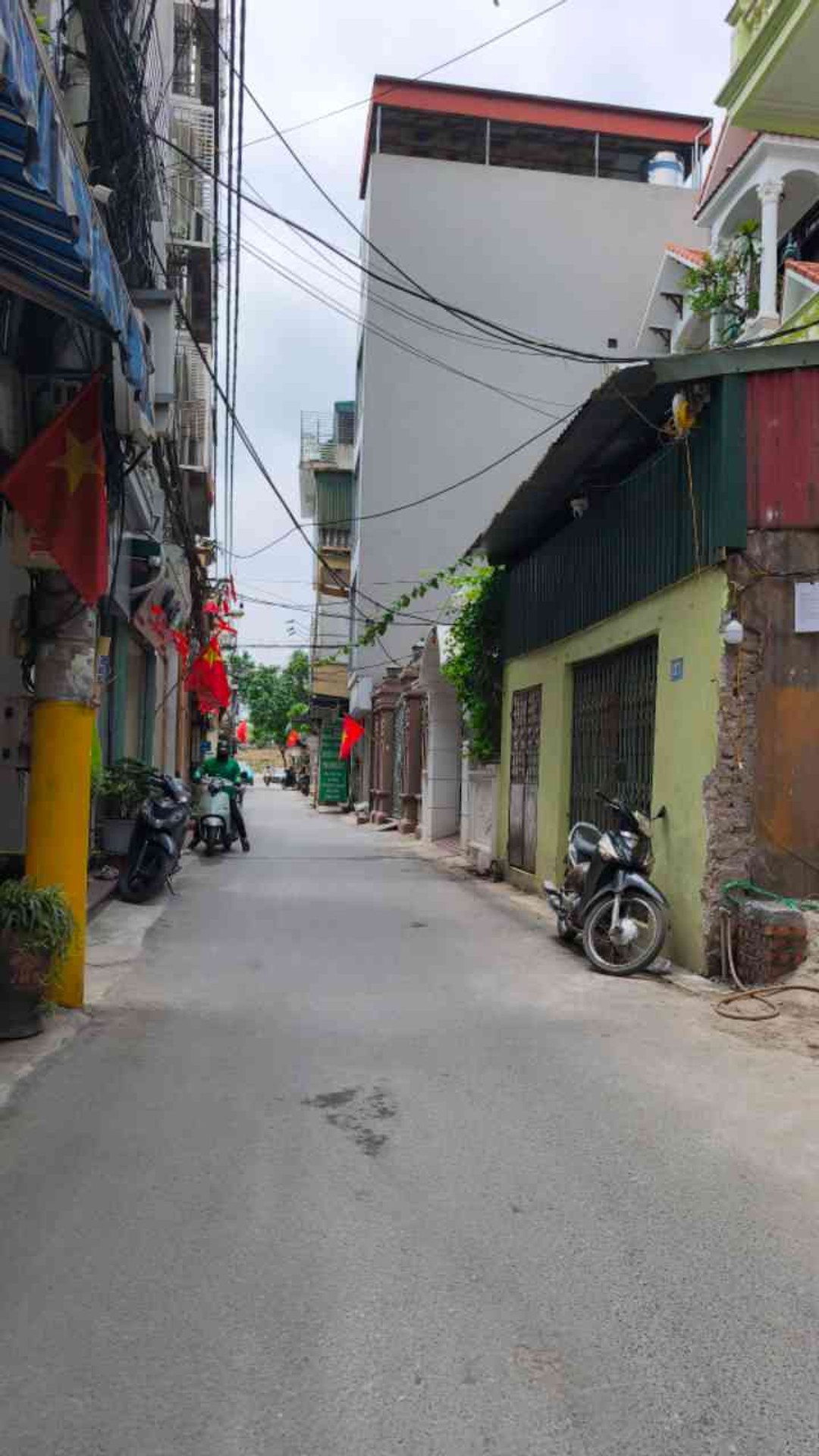 Bán nhà Sở Thượng - diện tích 31m2 5 tầng - Mặt ngõ - giá 8,9 tỷ