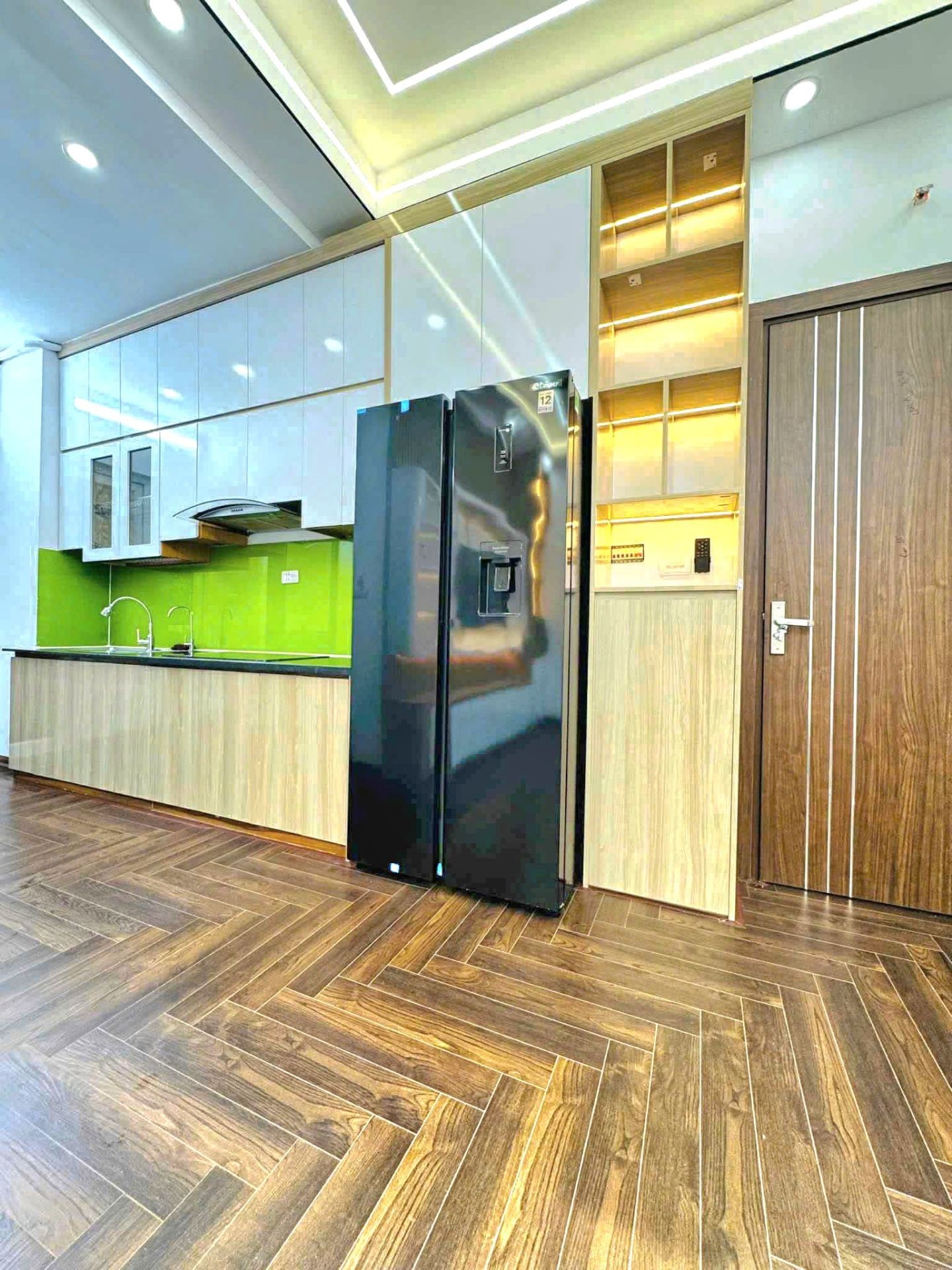 Bán nhà Nghiêm Xuân Yêm - diện tích 54m2 22 tầng - Căn hộ đẹp, giá 4,8 tỷ