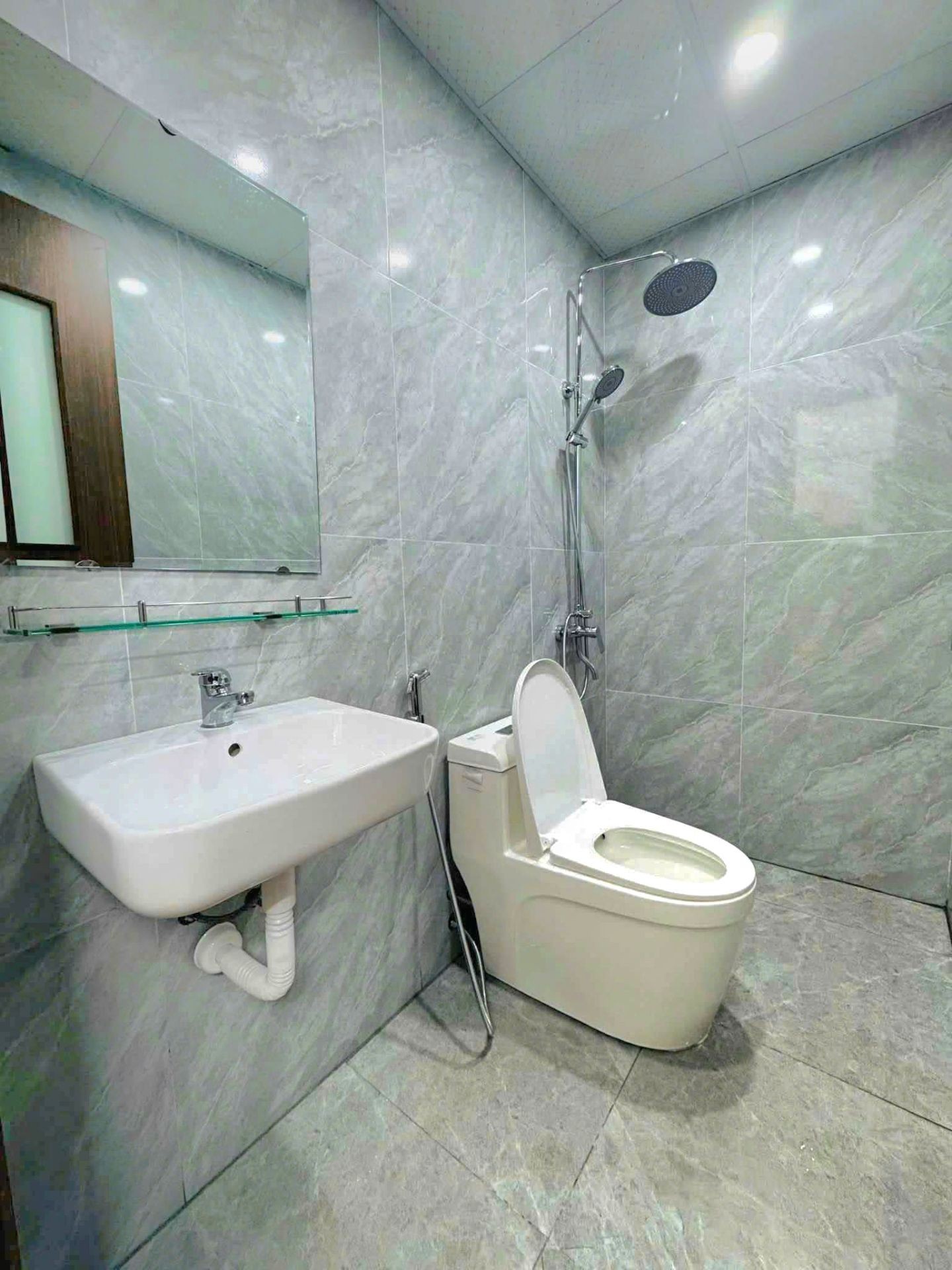 Bán nhà Nghiêm Xuân Yêm - diện tích 54m2 22 tầng - Căn hộ đẹp, giá 4,8 tỷ