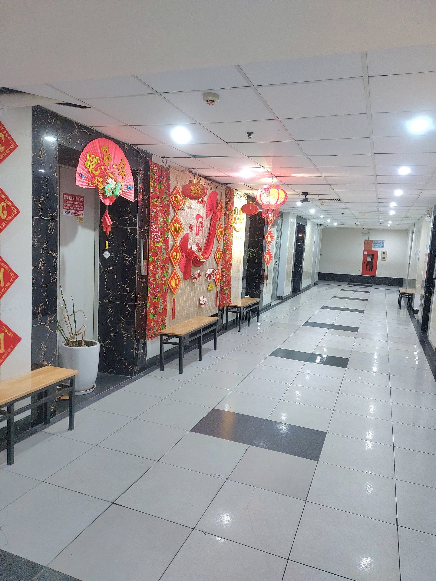 Bán nhà Nghiêm Xuân Yêm - diện tích 54m2 22 tầng - Căn hộ đẹp, giá 4,8 tỷ