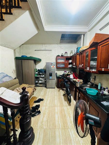 Bán nhà Thanh Đàm - diện tích 97m2 4 tầng - Ô TÔ TRÁNH DỪNG ĐỖ VÀO NHÀ - giá 29,8 tỷ