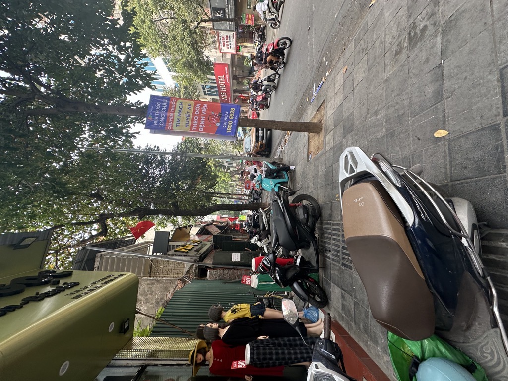 Bán nhà Lò Đúc - diện tích 19m2 4 tầng - Mặt phố lò đúc Cực hiếm - giá 25 tỷ