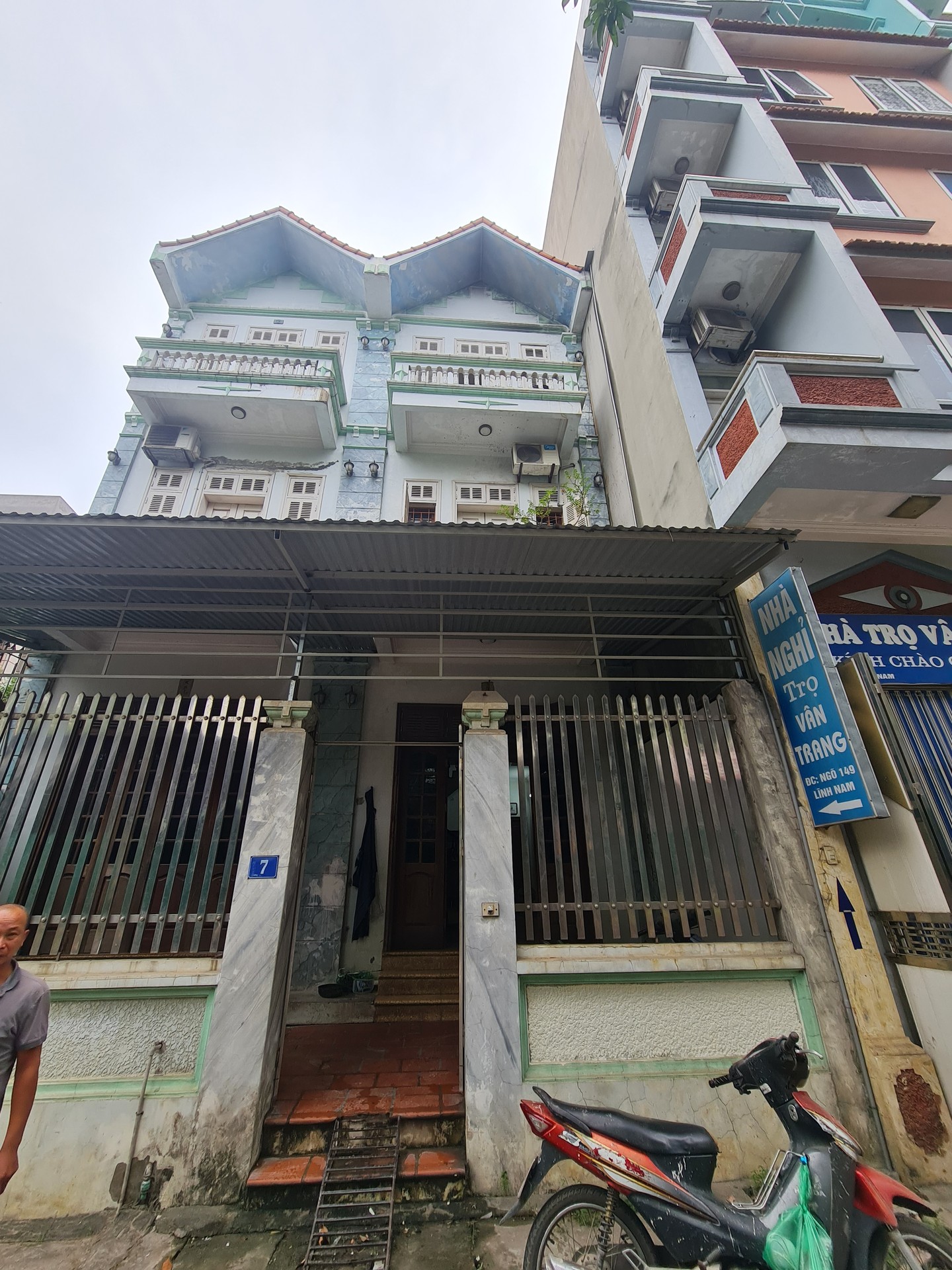 Bán nhà Lĩnh Nam - diện tích 59m2 3 tầng - ô tô tránh - giá 21,5 tỷ