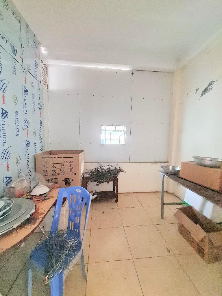 Bán nhà Lĩnh Nam - diện tích 59m2 3 tầng - ô tô tránh - giá 21,5 tỷ