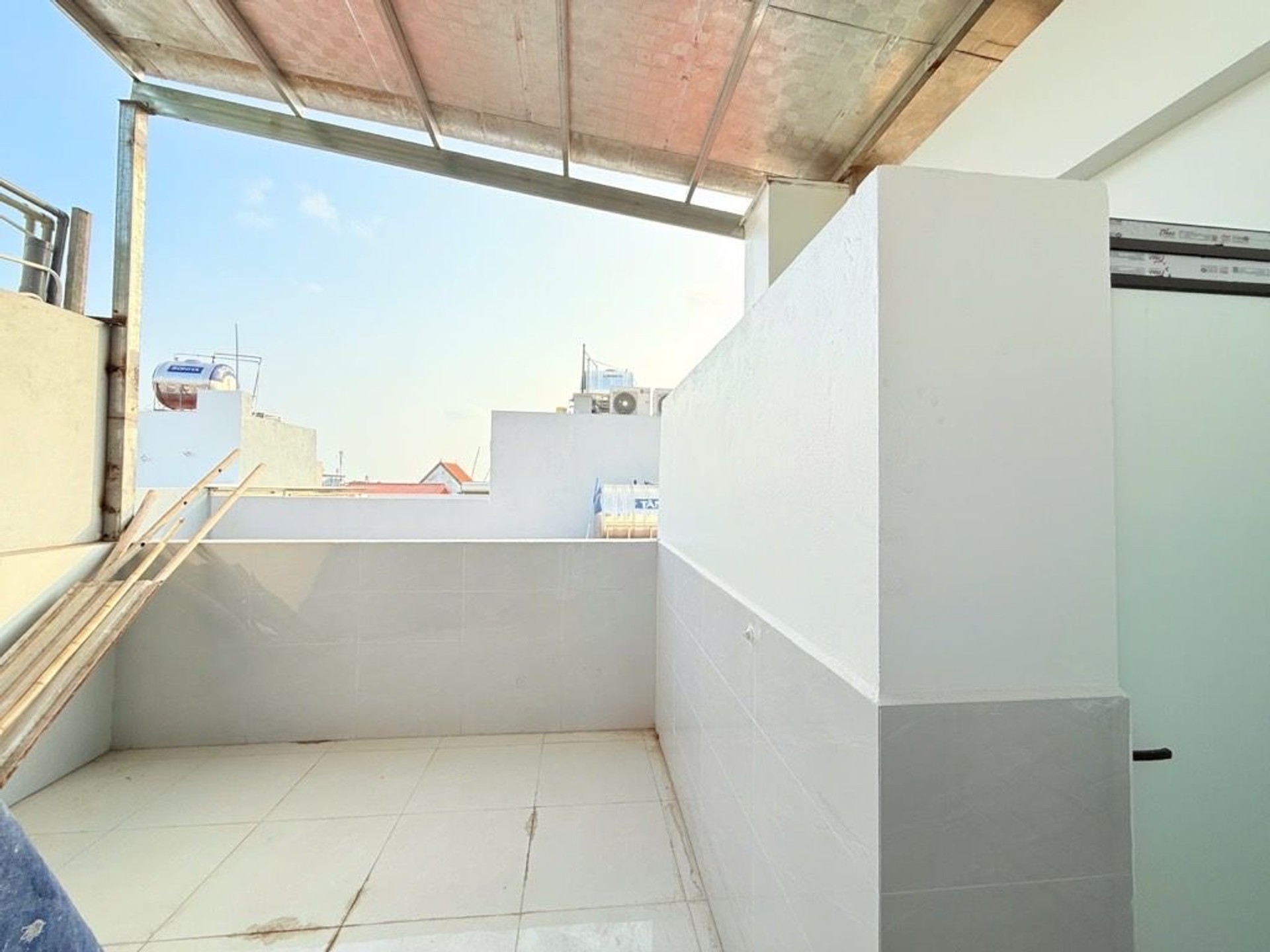Bán nhà Nguyễn Khoái - diện tích 48m2 5 tầng - Ô TÔ TRÁNH, KINH DOANH - giá 12 tỷ
