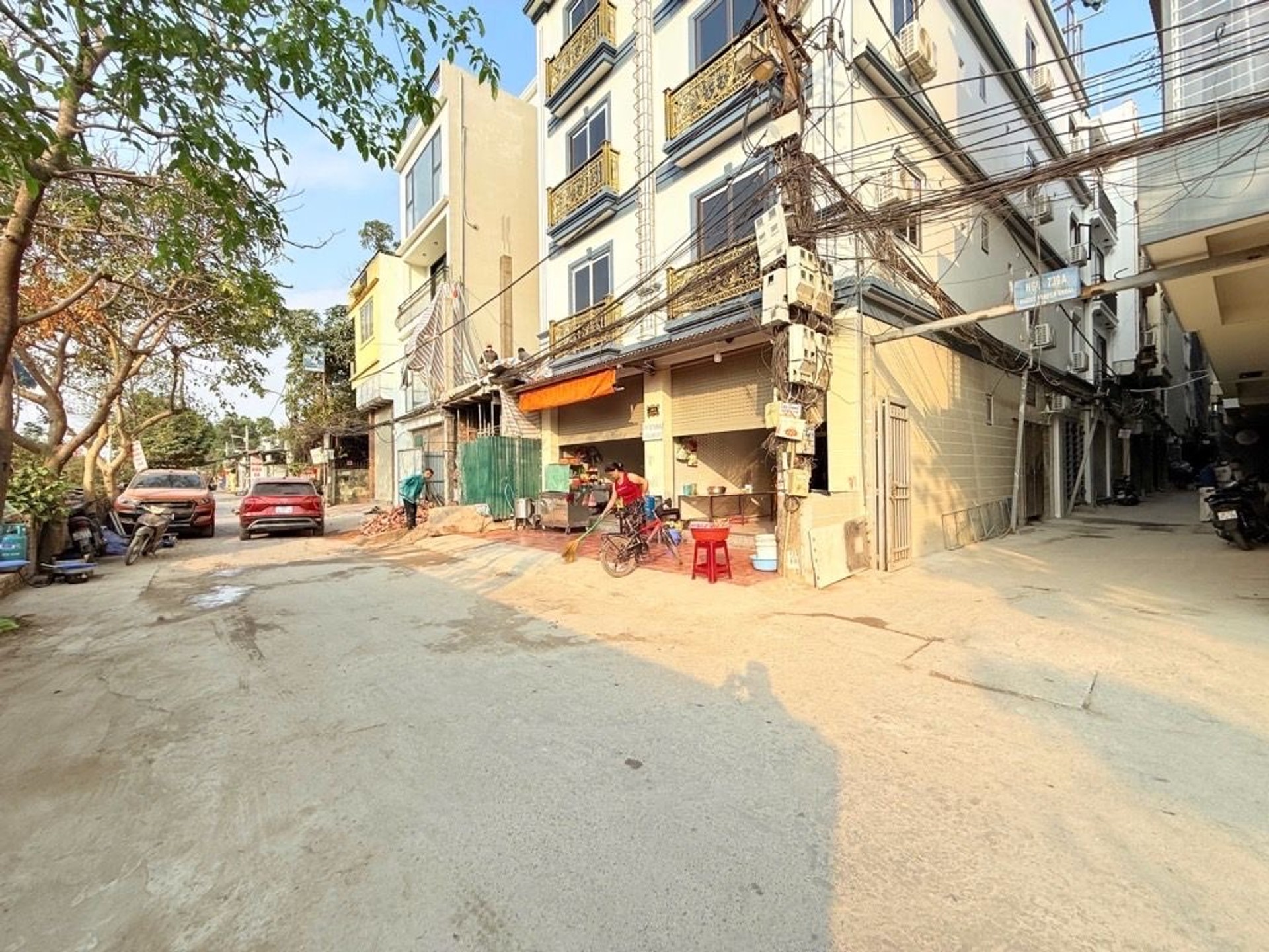 Bán nhà Nguyễn Khoái - diện tích 48m2 5 tầng - Ô TÔ TRÁNH, KINH DOANH - giá 12 tỷ