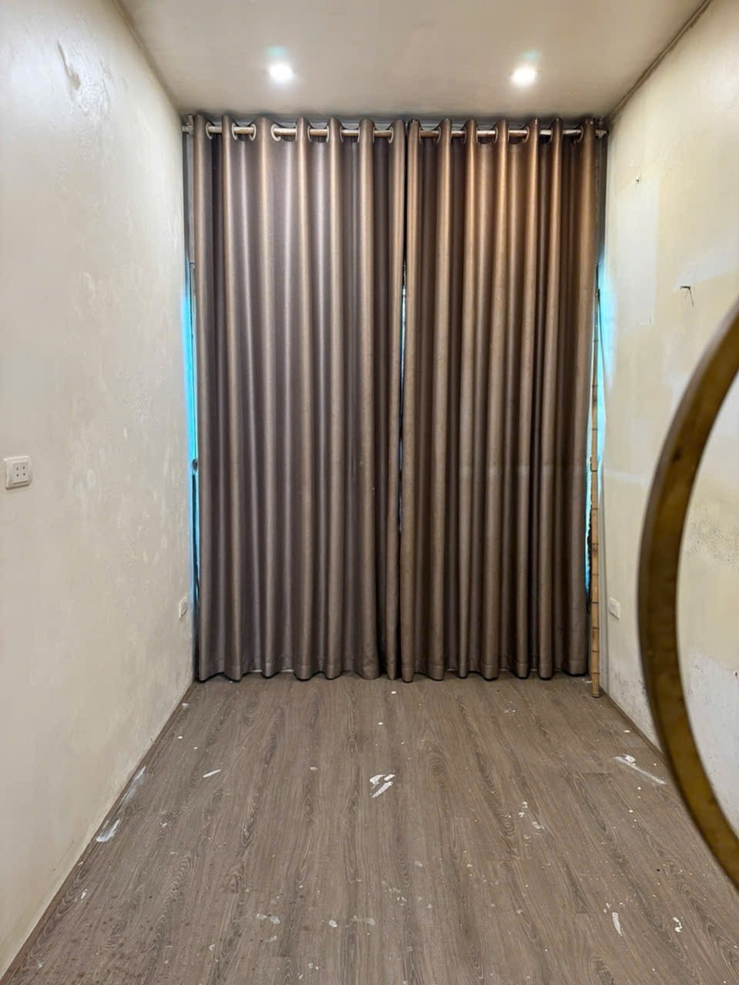 Bán nhà Hạ Đình - diện tích 11m2 3 tầng - Ô TÔ TRÁNH - giá 5,8 tỷ