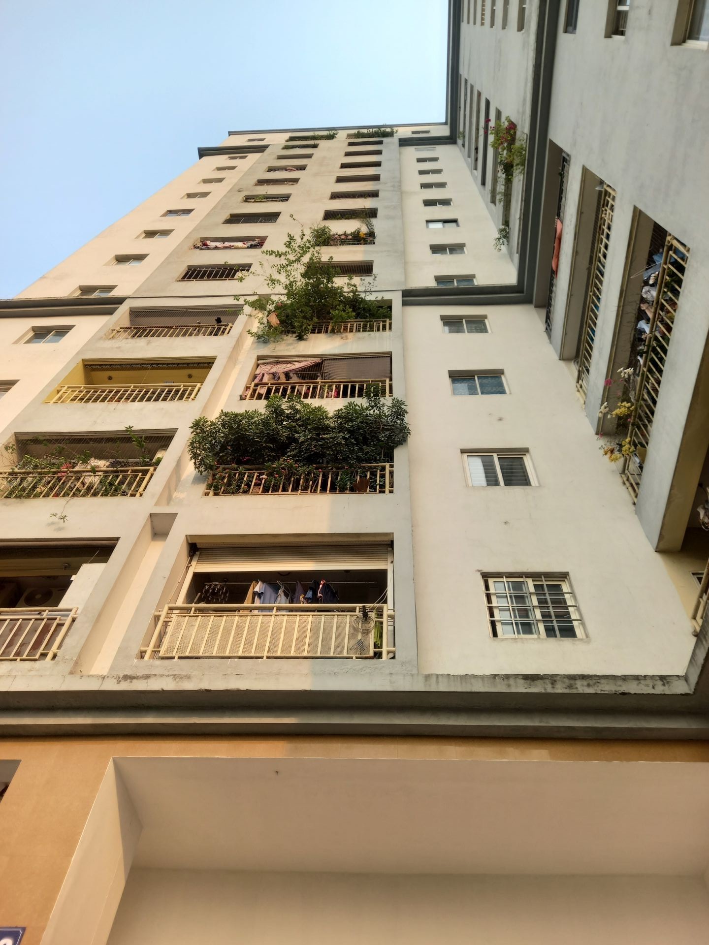 Bán nhà Hoàng Mai - diện tích 93m2 1 tầng - Lô góc 2 mặt thoáng - giá 6 tỷ