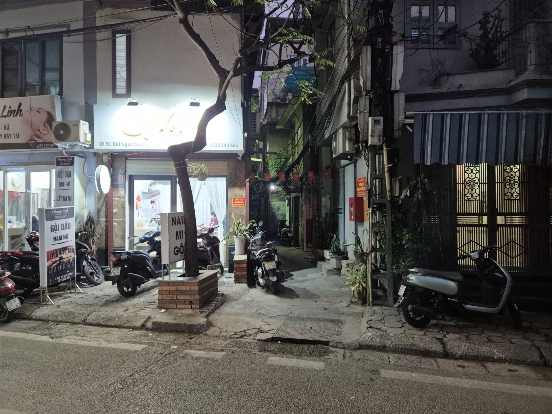 Bán nhà Bùi Ngọc Dương - diện tích 23m2 3 tầng - Mặt phố - giá 4,8 tỷ