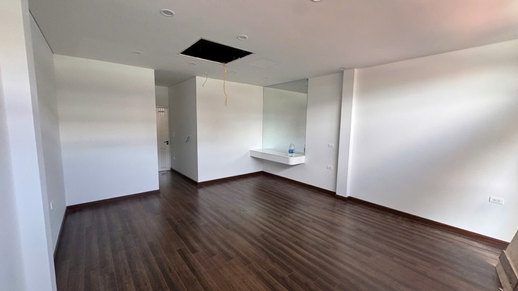 Bán nhà Đặng Văn Ngữ - diện tích 64m2 7 tầng - Ô TÔ TRÁNH KINH DOANH - giá 12,8 tỷ