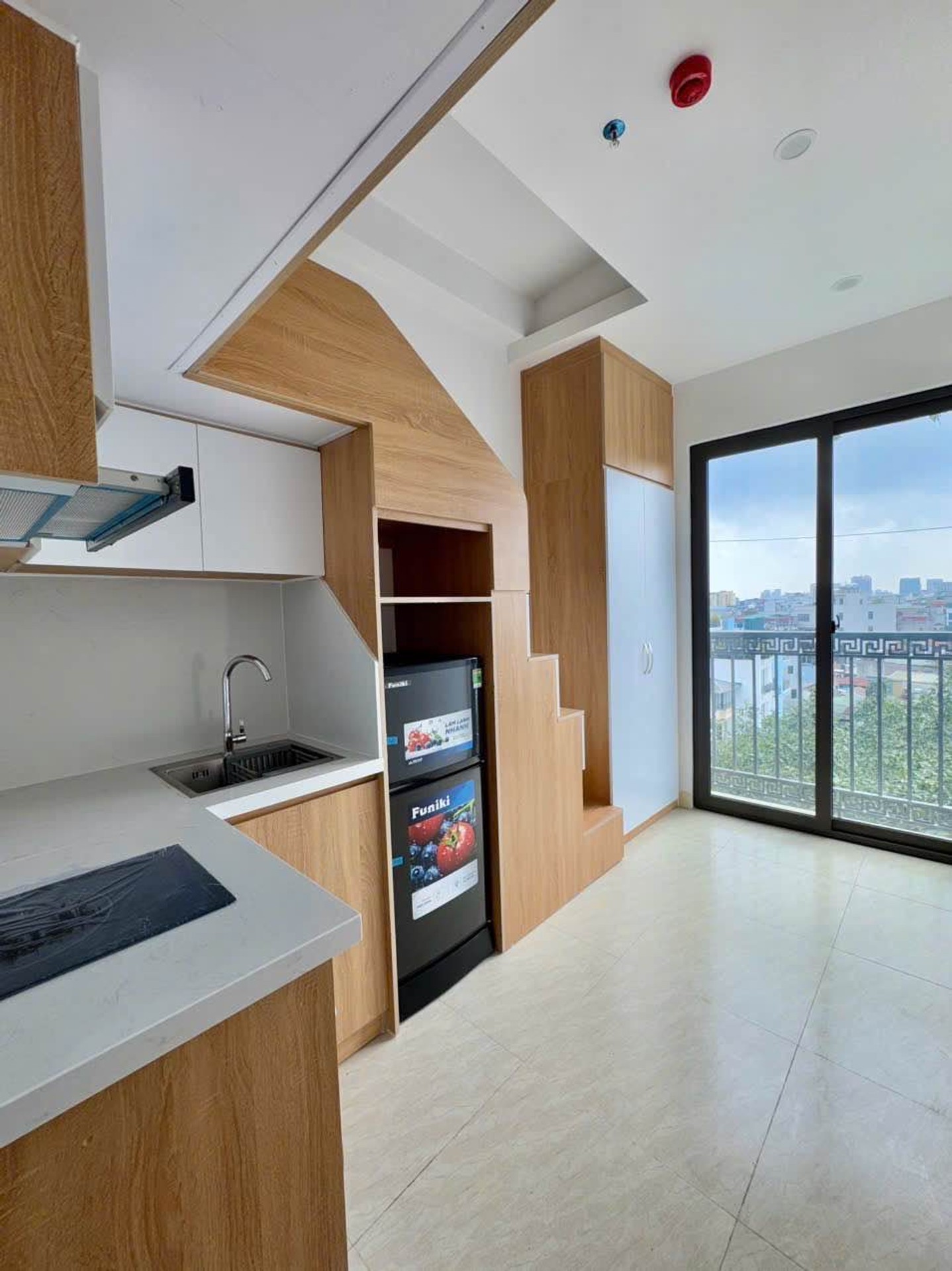 Bán nhà Trần Quý Cáp - diện tích 62m2 8 tầng - Ô tô vào trong nhà - giá 26,5 tỷ