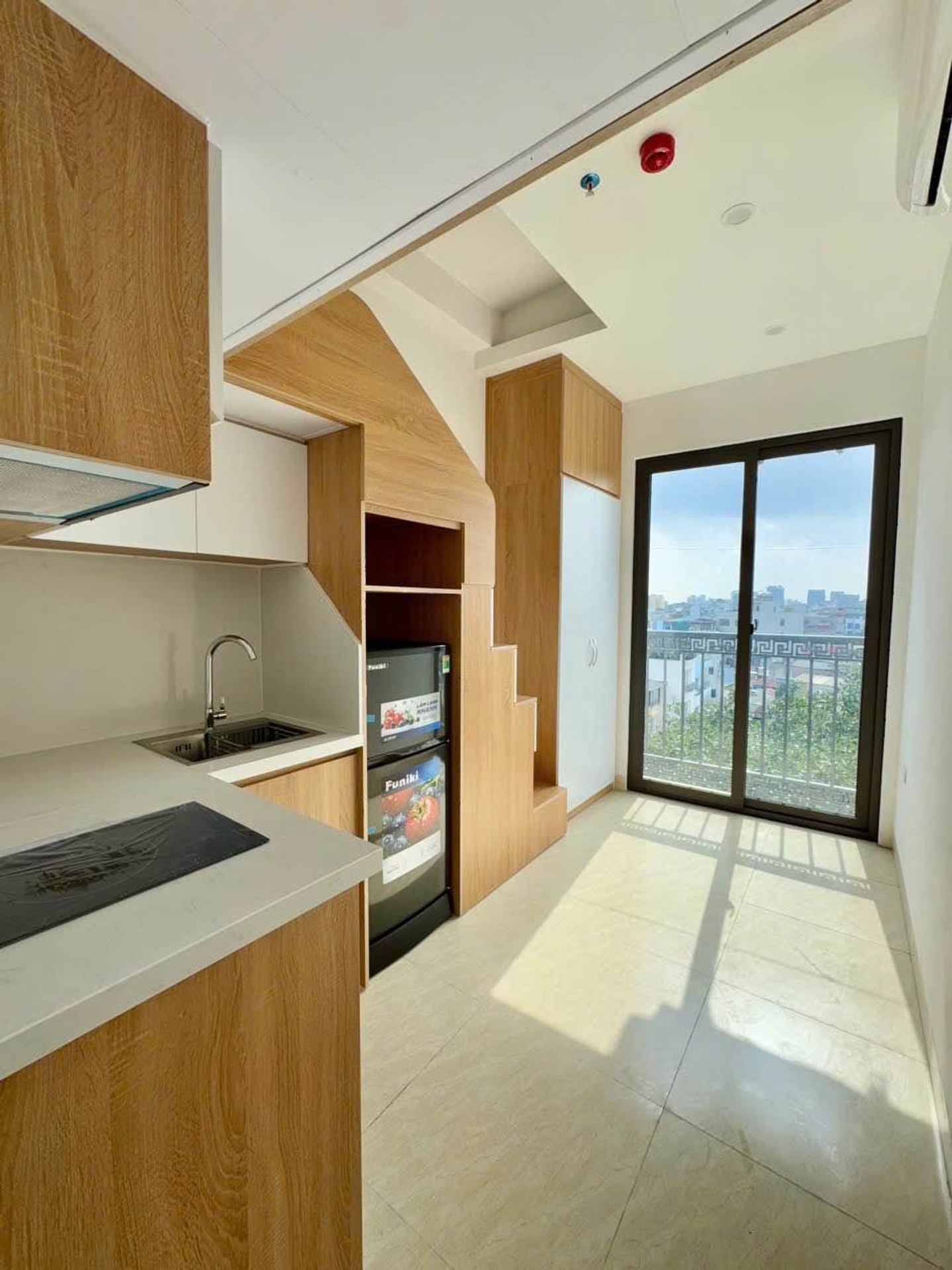 Bán nhà Trần Quý Cáp - diện tích 62m2 8 tầng - Ô tô vào trong nhà - giá 26,5 tỷ