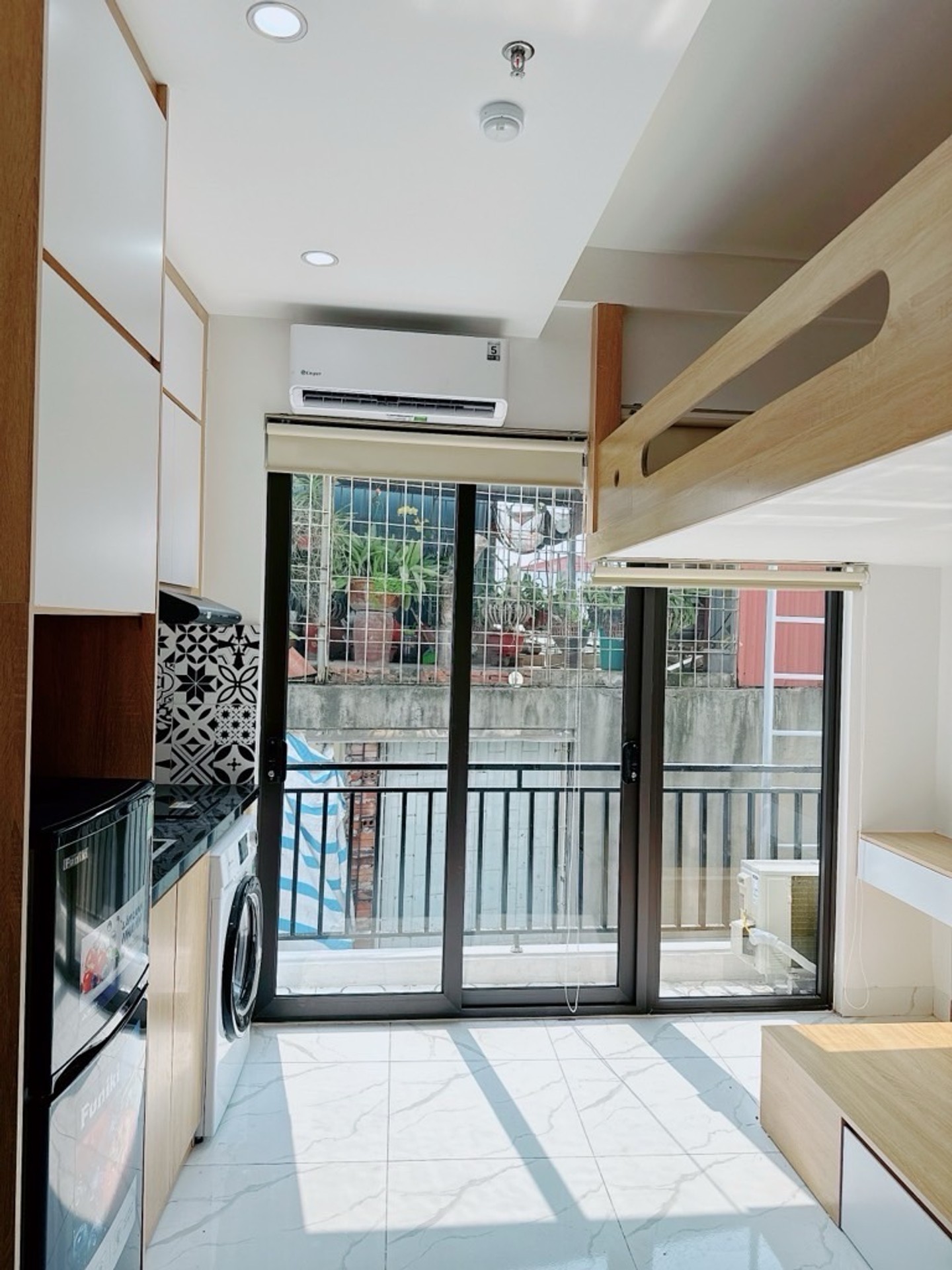 Bán nhà Minh Khai - diện tích 44m2 5 tầng - Thang máy - giá 13,2 tỷ