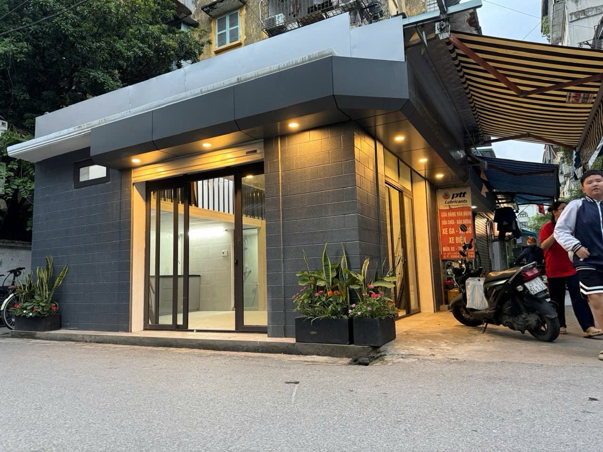 Bán nhà Nguyễn An Ninh - diện tích 25m2 2 tầng - Lô góc 2 mặt tiền - giá 4,25 tỷ