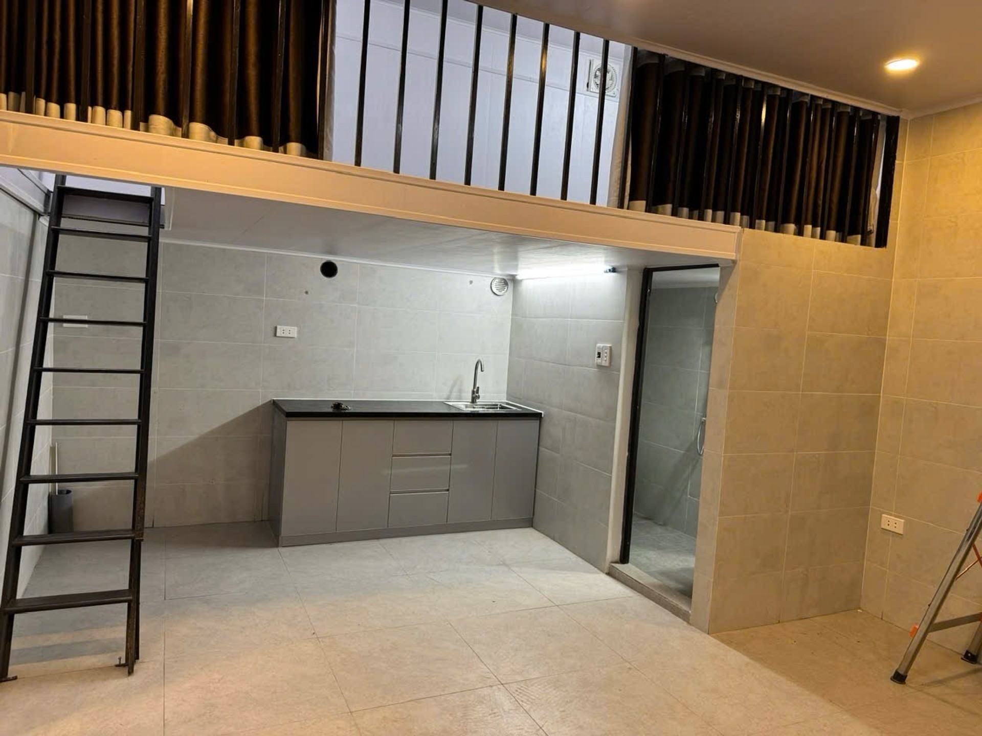 Bán nhà Nguyễn An Ninh - diện tích 25m2 2 tầng - Lô góc 2 mặt tiền - giá 4,25 tỷ