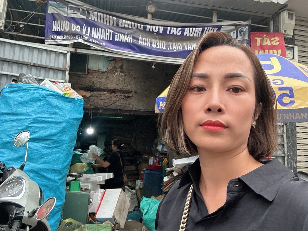 Bán nhà Đại La - diện tích 93.6m2 1 tầng - MẶT PHỐ - VỈA HÈ - LÔ GÓC - giá 34,5 tỷ