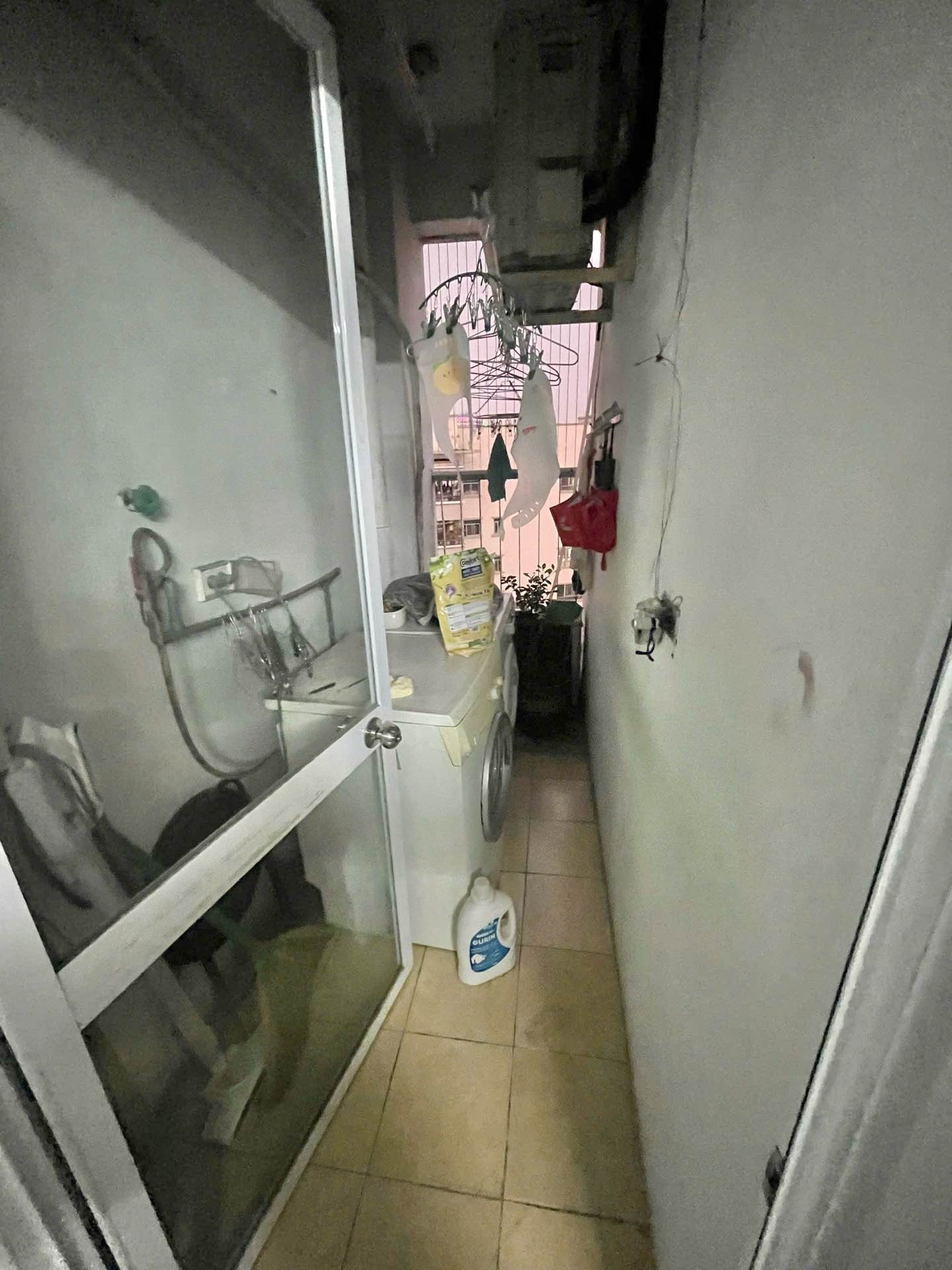 Bán nhà Hoàng Mai - diện tích 57m2 12 tầng - Căn hộ 2 phòng ngủ - giá 4,65 tỷ
