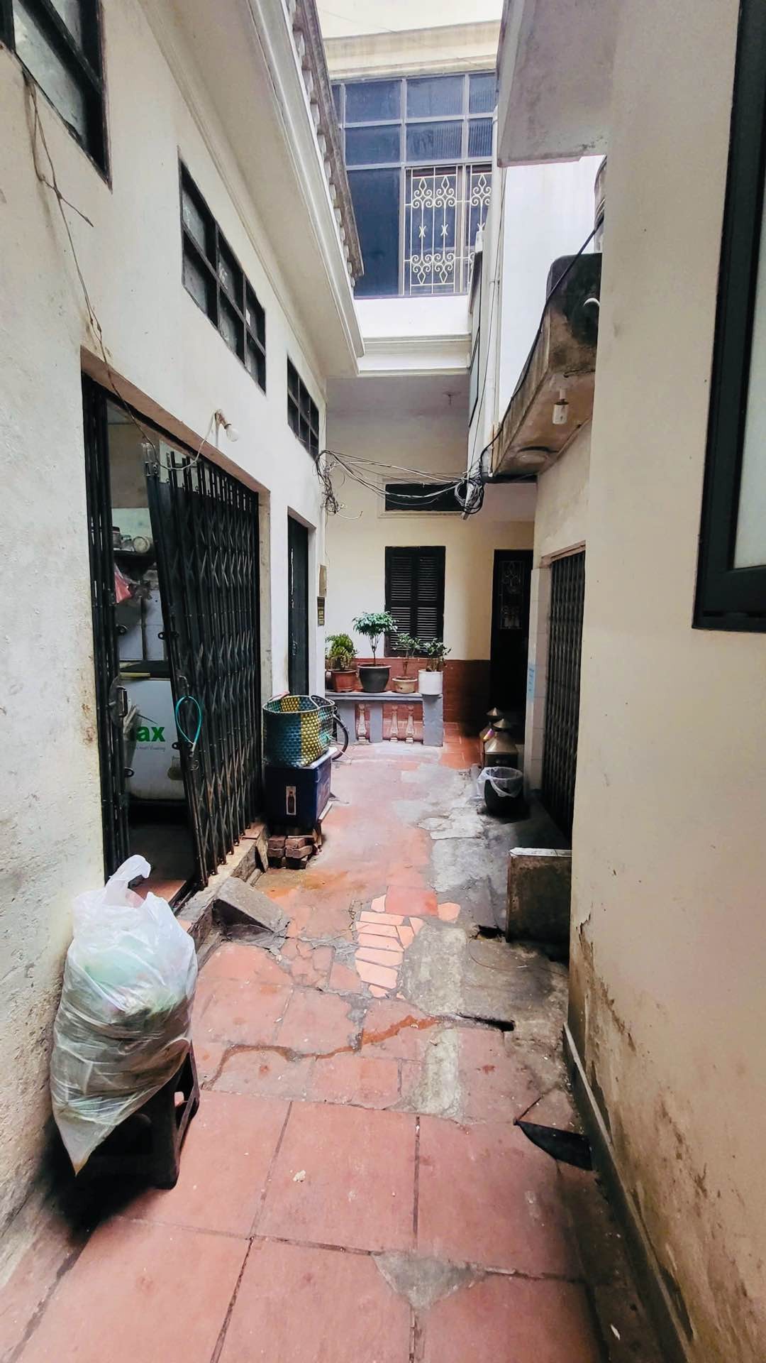 Bán nhà Mai Hắc Đế - diện tích 25m2 4 tầng - Lô góc 3 mặt thoáng - giá 11,5 tỷ