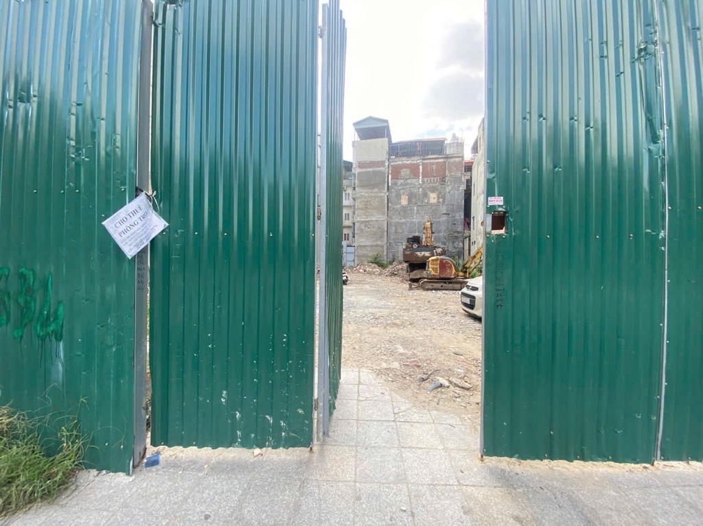 Bán nhà Tây Sơn - diện tích 631m2 1 tầng - Mặt Phố lớn, Kinh Doanh sầm uất - giá 360 tỷ