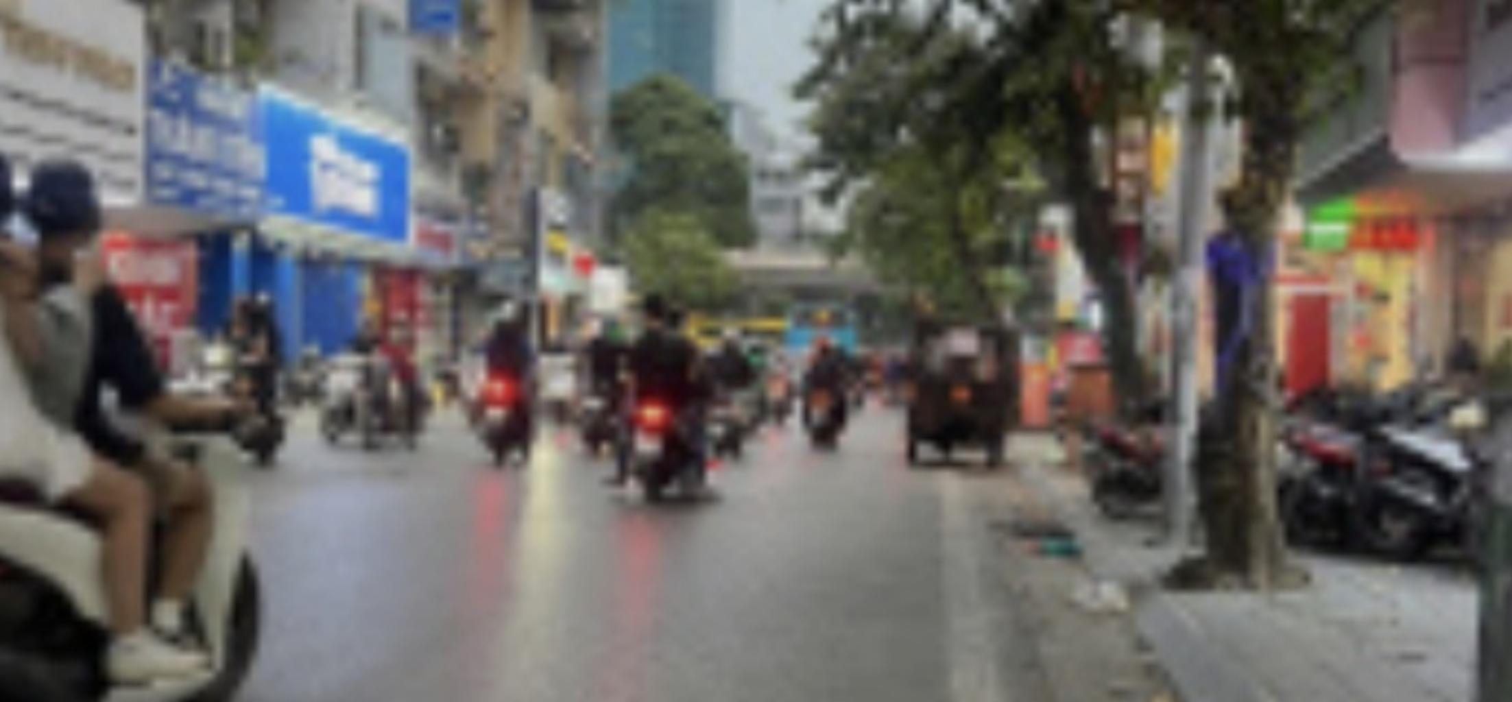 Bán nhà Phố Vọng - diện tích 469m2 2 tầng - Mặt phố lớn vỉa hè rộng kinh doanh sầm uất - giá 185 tỷ