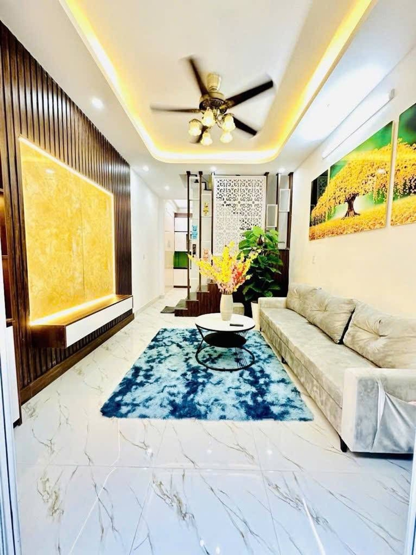 Bán nhà Ngũ Nhạc - diện tích 31m2 4 tầng - Ngõ nông gần phố - giá 7,5 tỷ