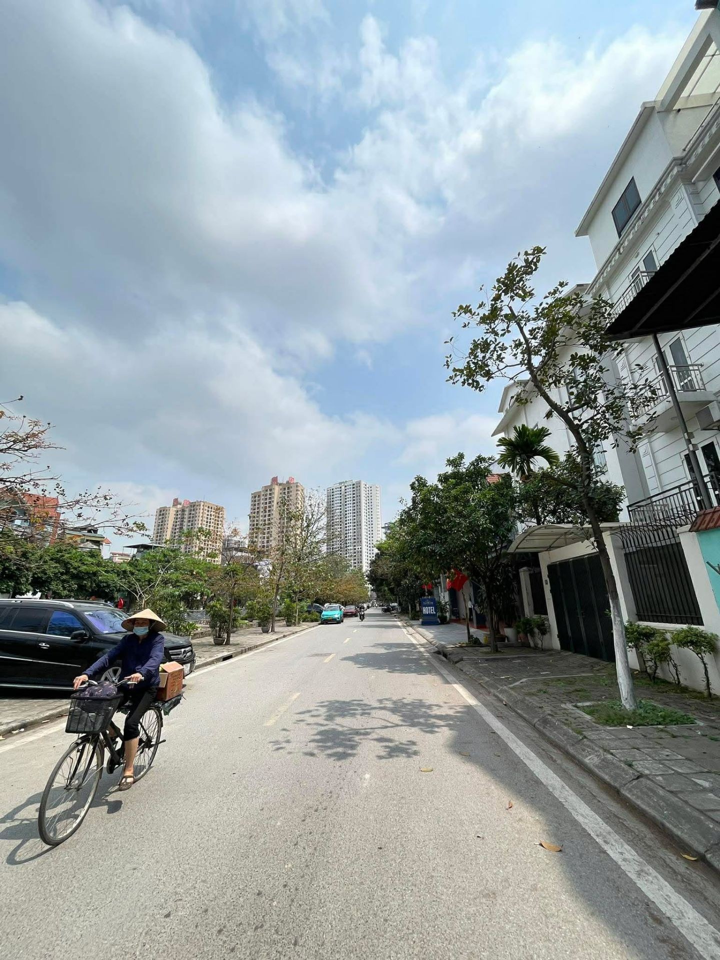 Bán nhà Hồng Quang - diện tích 165m2 5 tầng - Mặt phố kinh doanh đỉnh cao - giá 7,2 tỷ