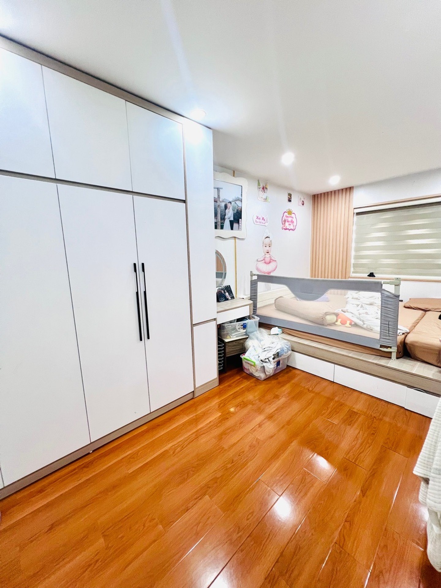 Bán căn hộ A15-11 Toà A CC Hateco Hoàng Mai - diện tích 90m2 1 tầng - Lô góc nhiều ánh sáng - giá 7 tỷ