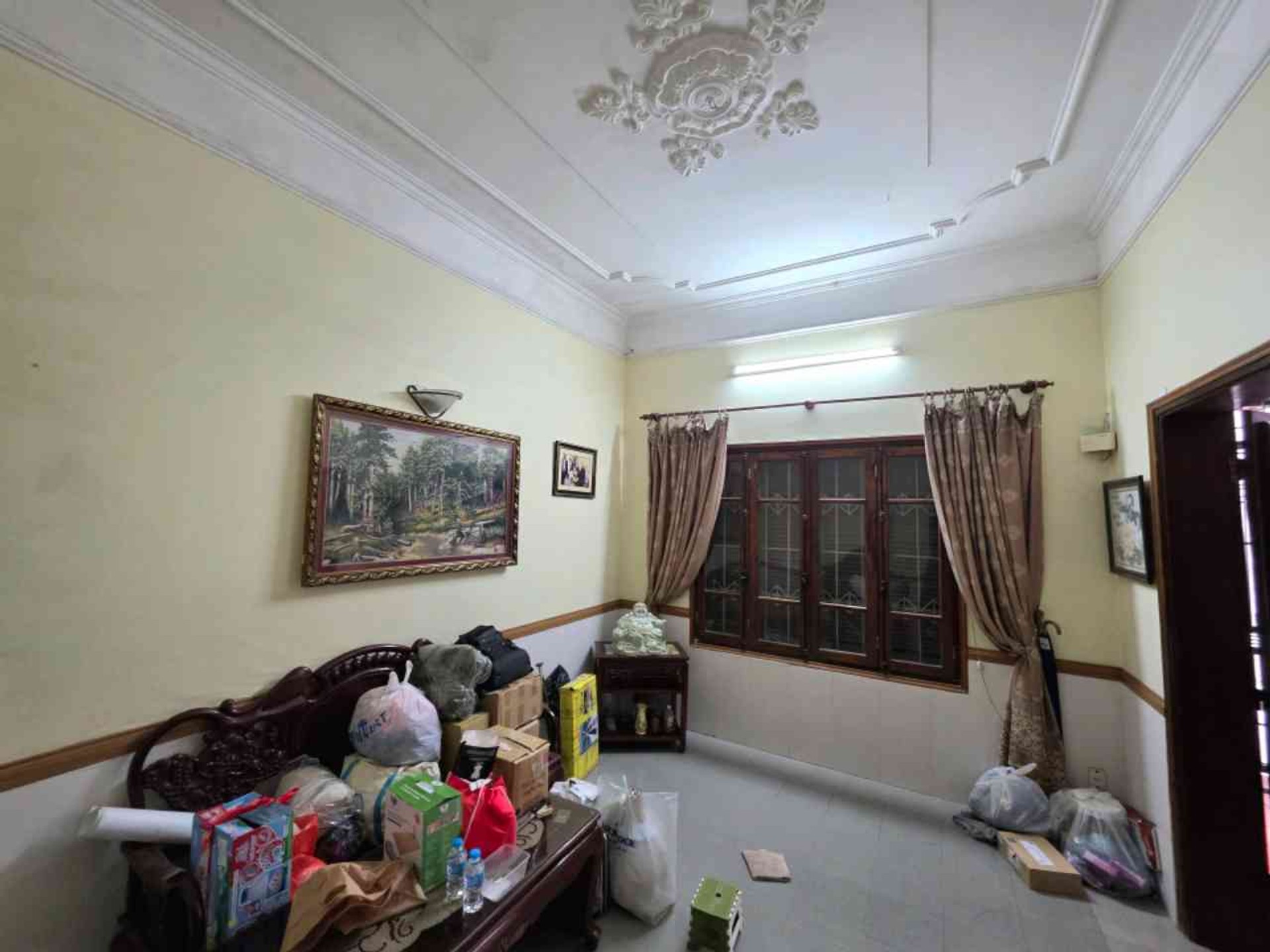 Bán nhà Yên Lạc - diện tích 120m2 3 tầng - ô tô vào nhà - giá 30 tỷ