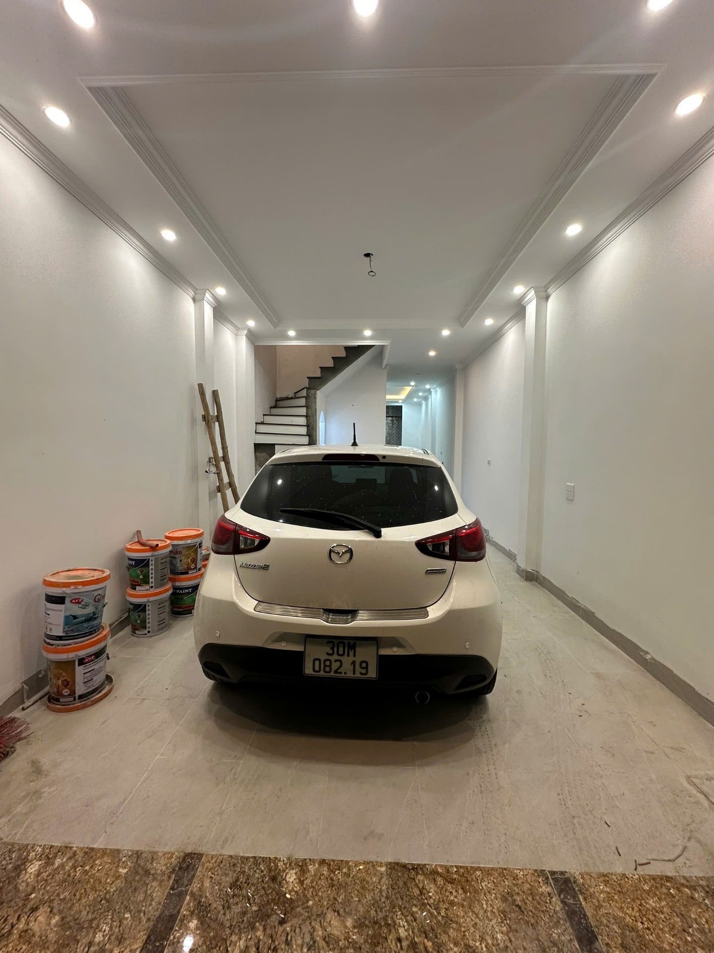 Bán nhà Thịnh Liệt - diện tích 57m2 6 tầng - Gara ô tô - giá 18,8 tỷ